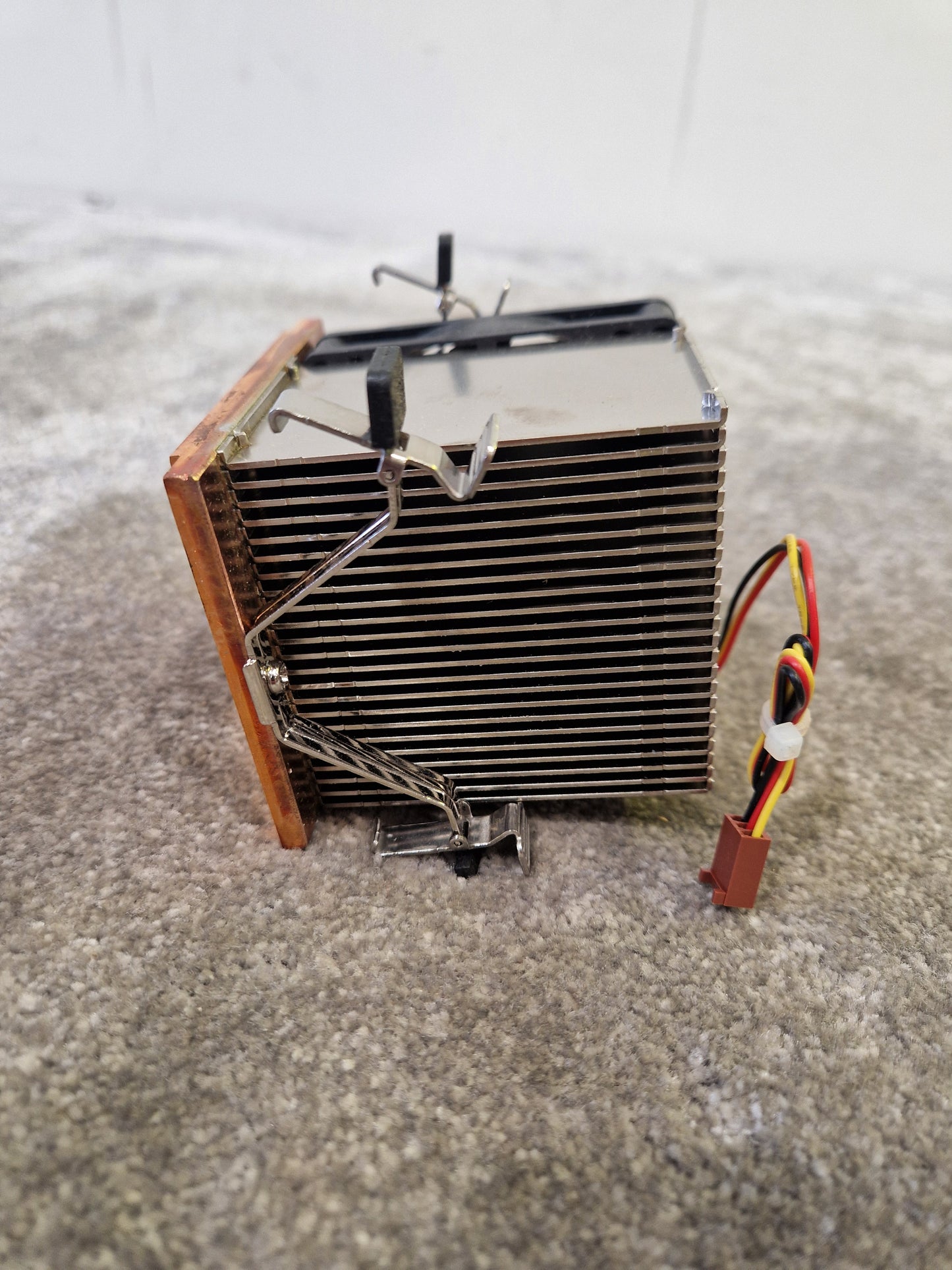 AOpen Side-Blown Pentium 4 Cooler – Socket 478, OEM Fan – New in Opened Box