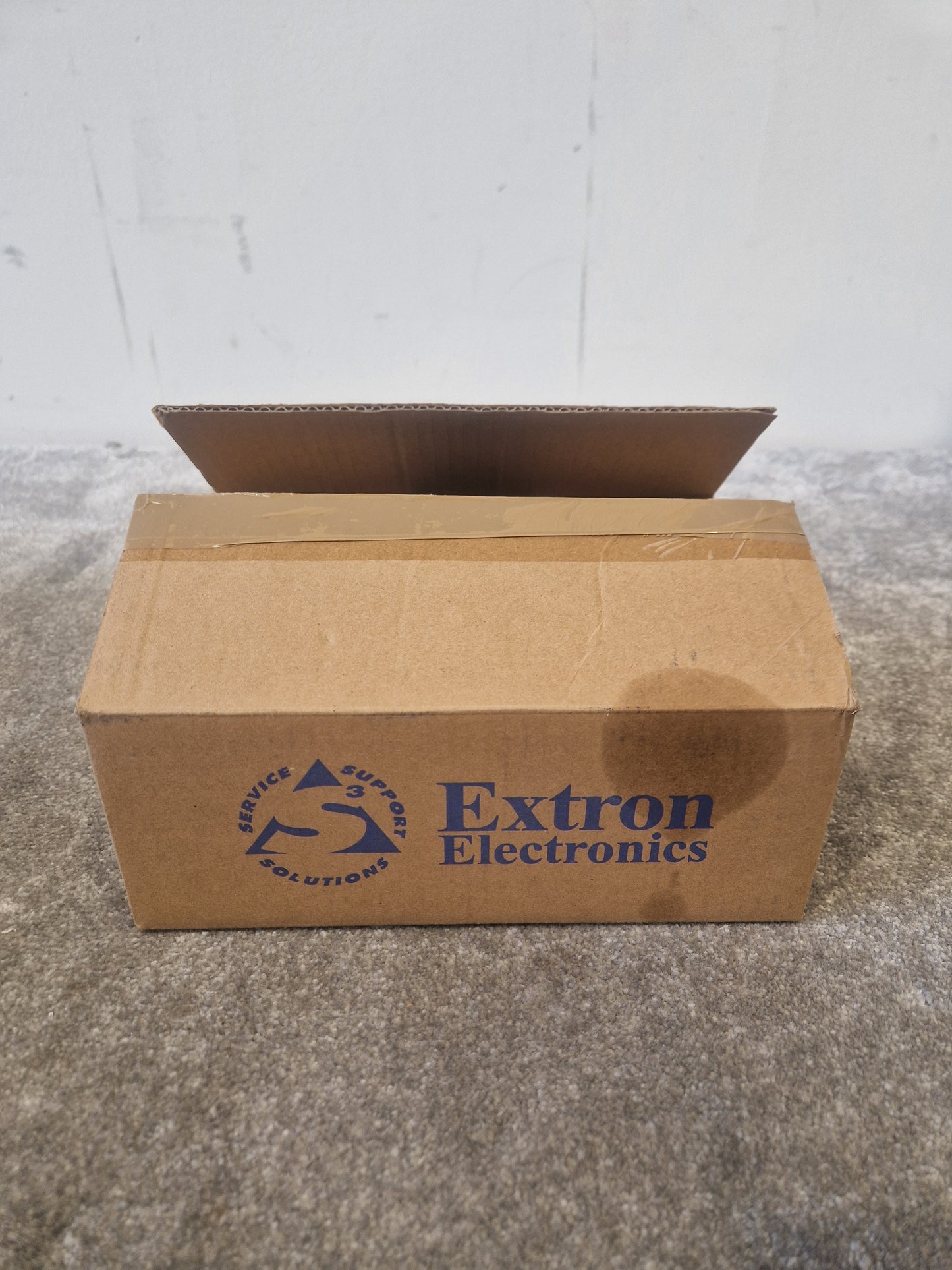 Extron Cable Cubby 100 – AV Connectivity Enclosure – Excellent w/ Original Box