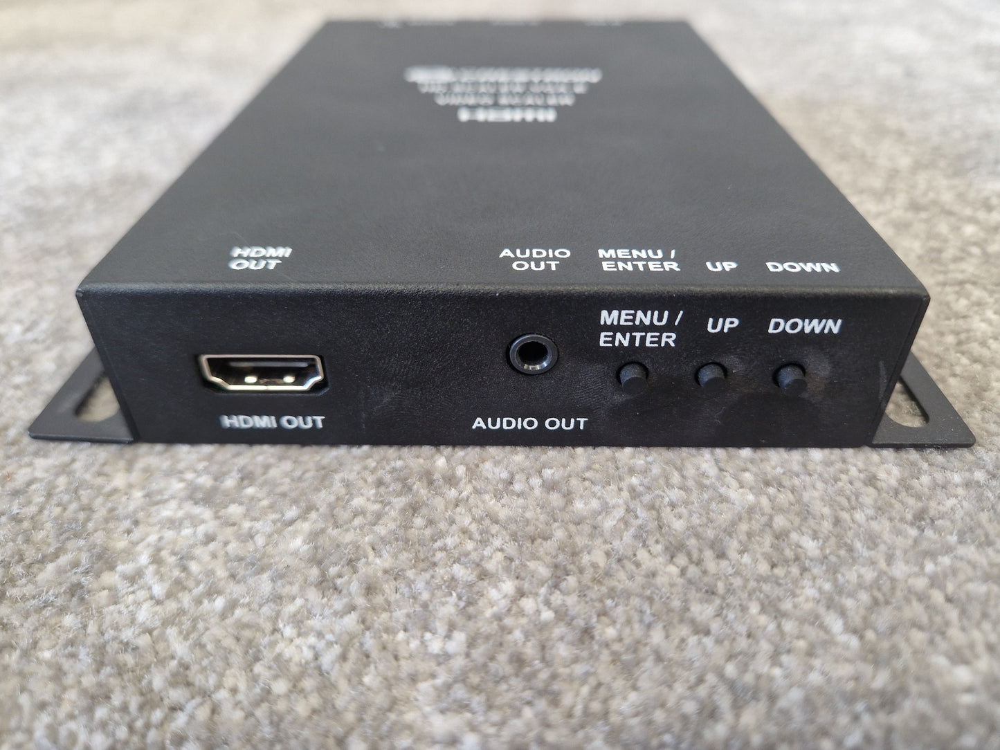 Crestron HD-SCALER-VGA-E VGA to HDMI Scaler – Excellent,