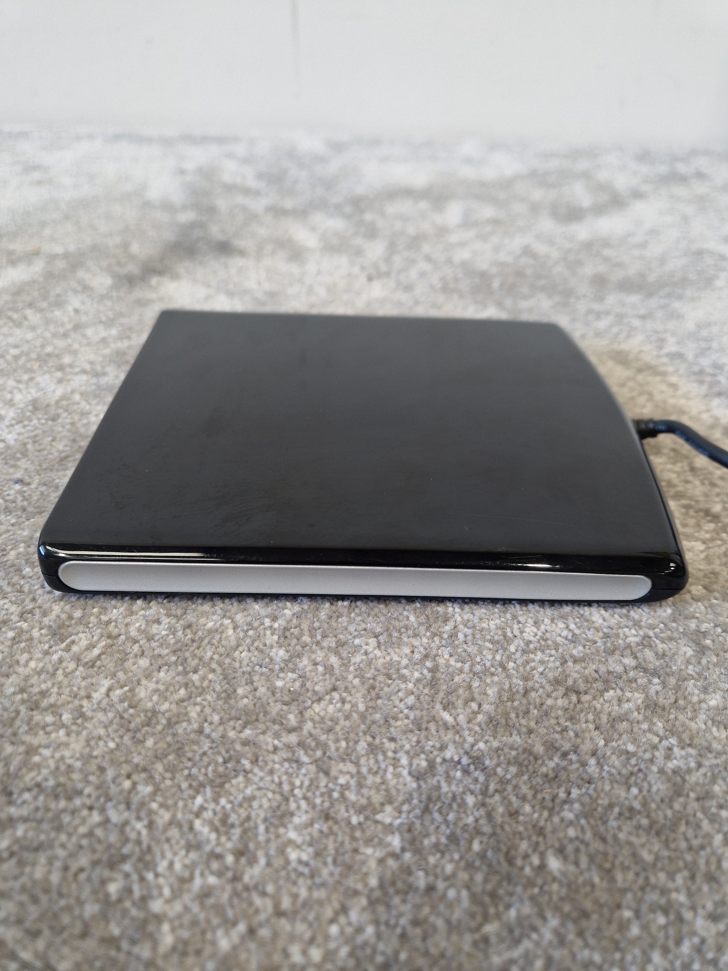 Samsung AA-ES0U12B/E – External DVD±RW Optical Drive – Excellent w/ Original Box