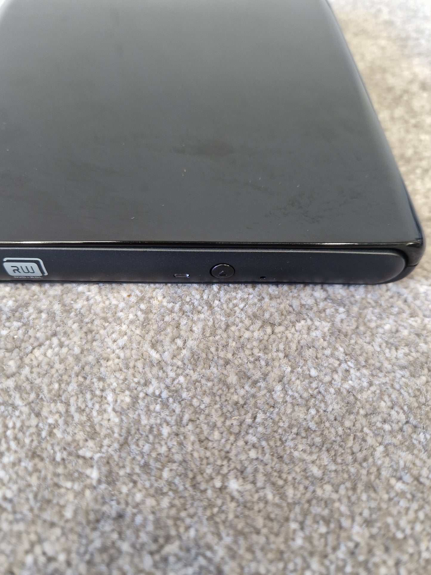 Samsung AA-ES0U12B/E – External DVD±RW Optical Drive – Excellent w/ Original Box
