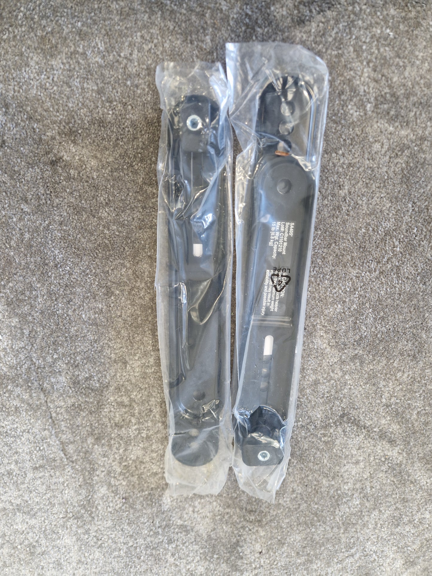 Sanus SASB1 – Universal Soundbar Mount – Open Box New