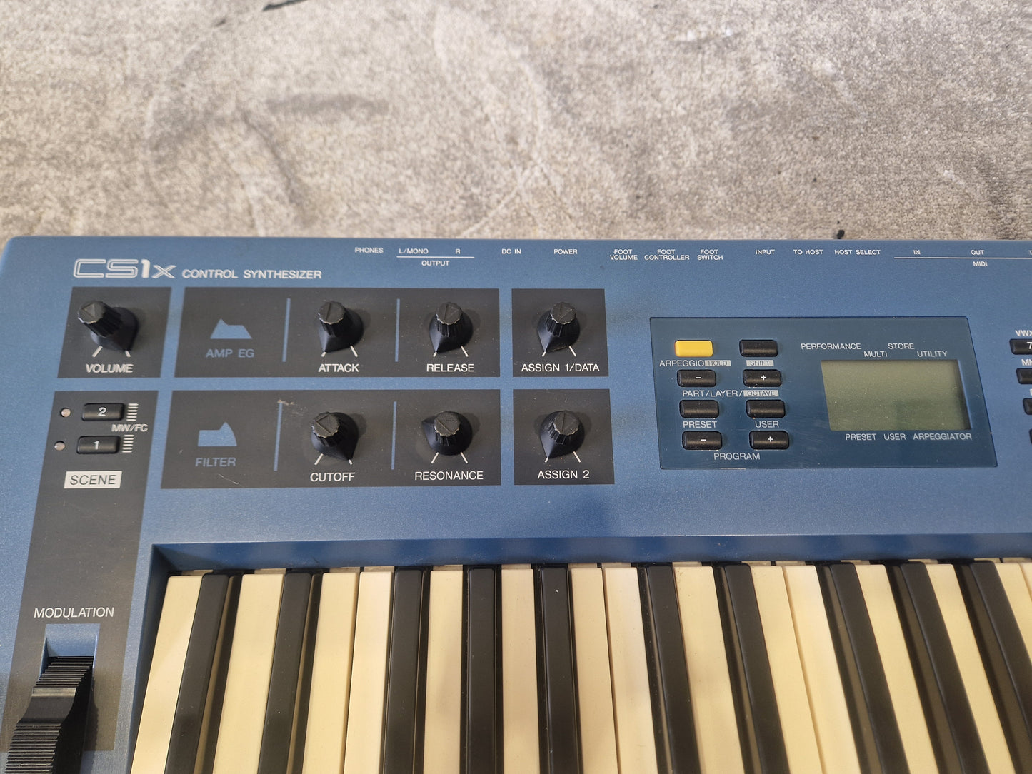 Yamaha CS1X - 61-Key Synthesizer 90s Era w/ Arpeggiator – Very Good