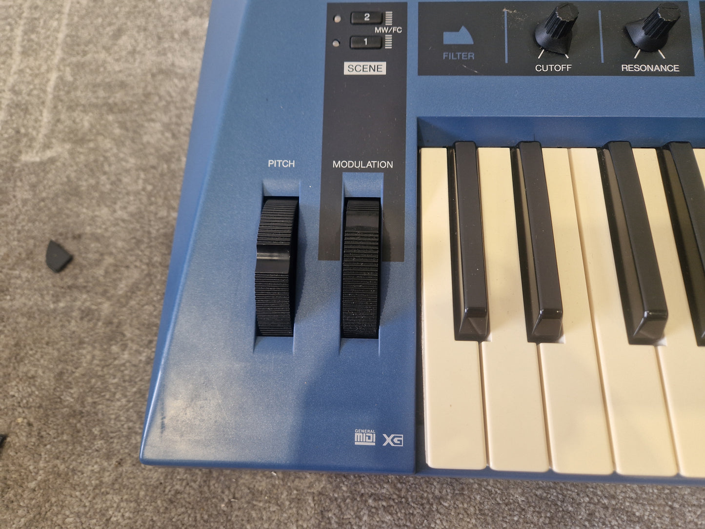 Yamaha CS1X - 61-Key Synthesizer 90s Era w/ Arpeggiator – Very Good