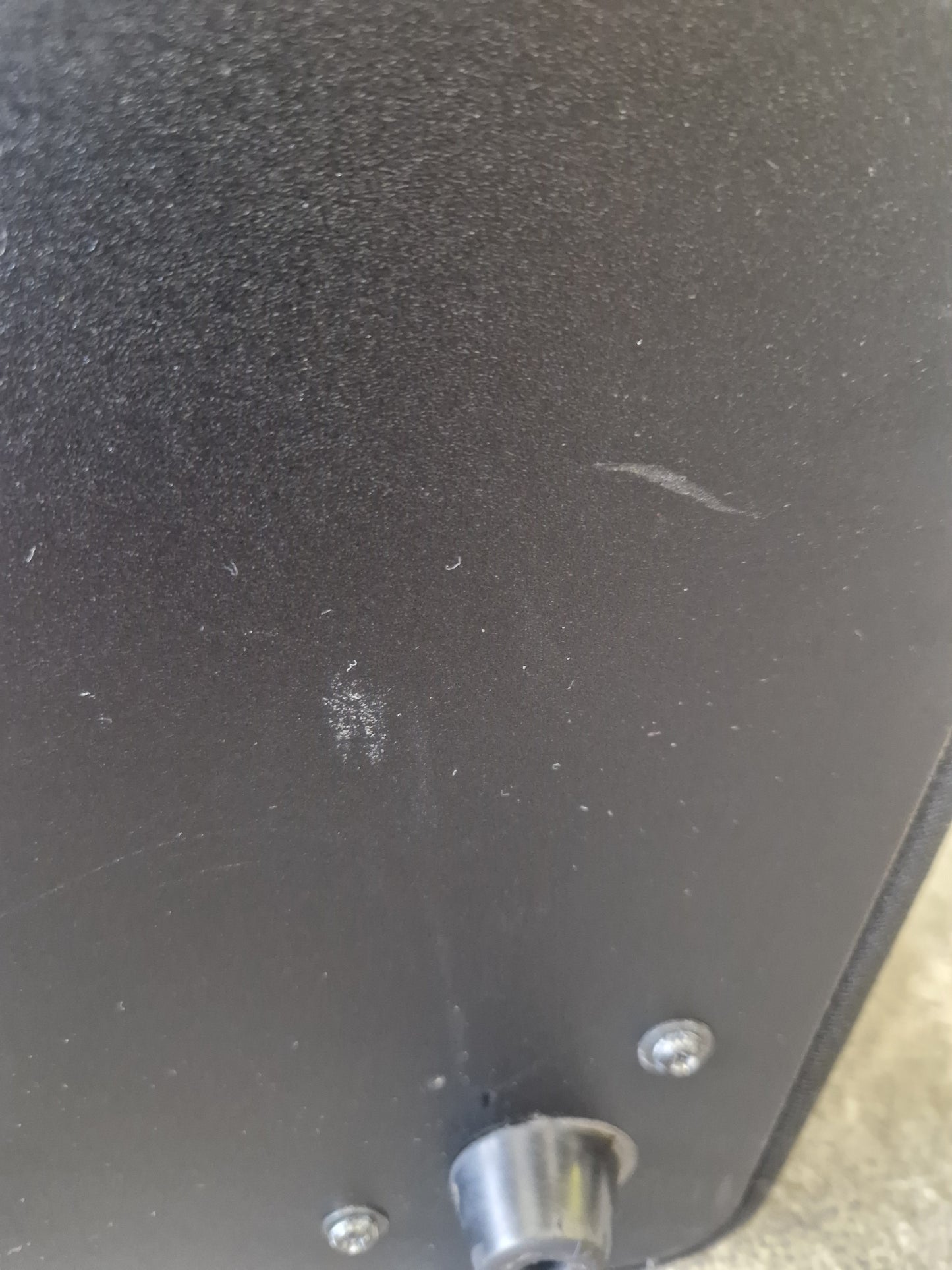 KEF Kube 1 – Active 8" Subwoofer – 200W Class-D – Very Good