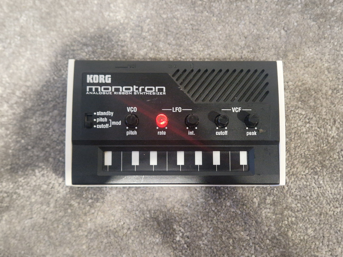 Korg Monotron – Ribbon Keyboard & MS-20 Filter – Very Good