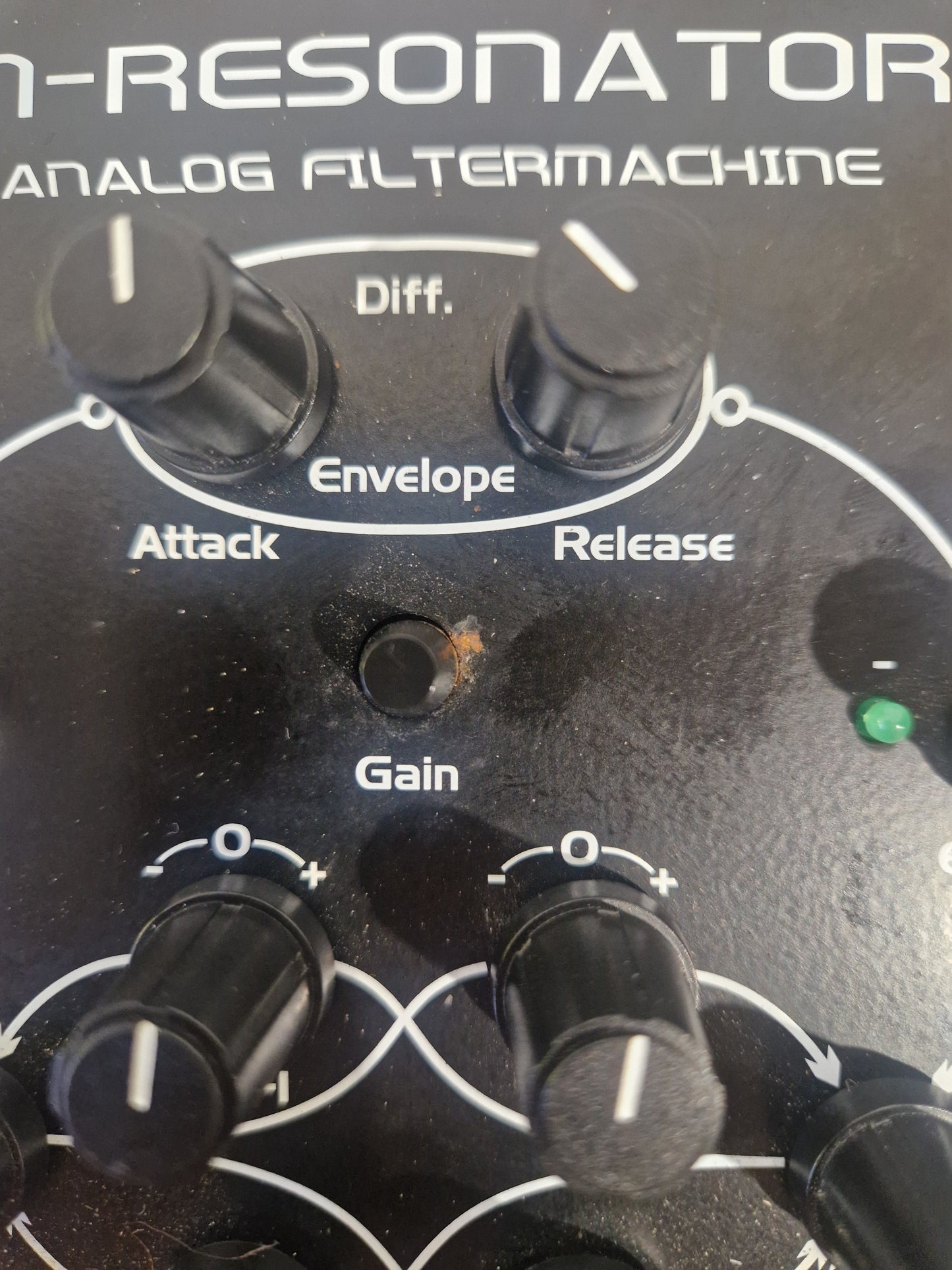 Jomox M-Resonator – Analogue Filter & Feedback Control – Good w/ Power Supply