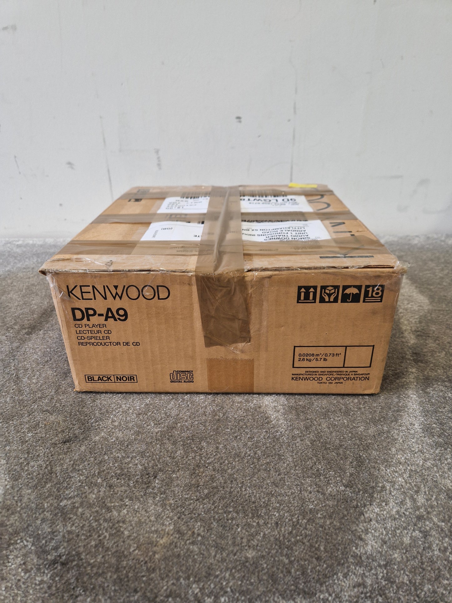 Kenwood DP-A9 – Compact CD Player – Very Good w/ Original Box