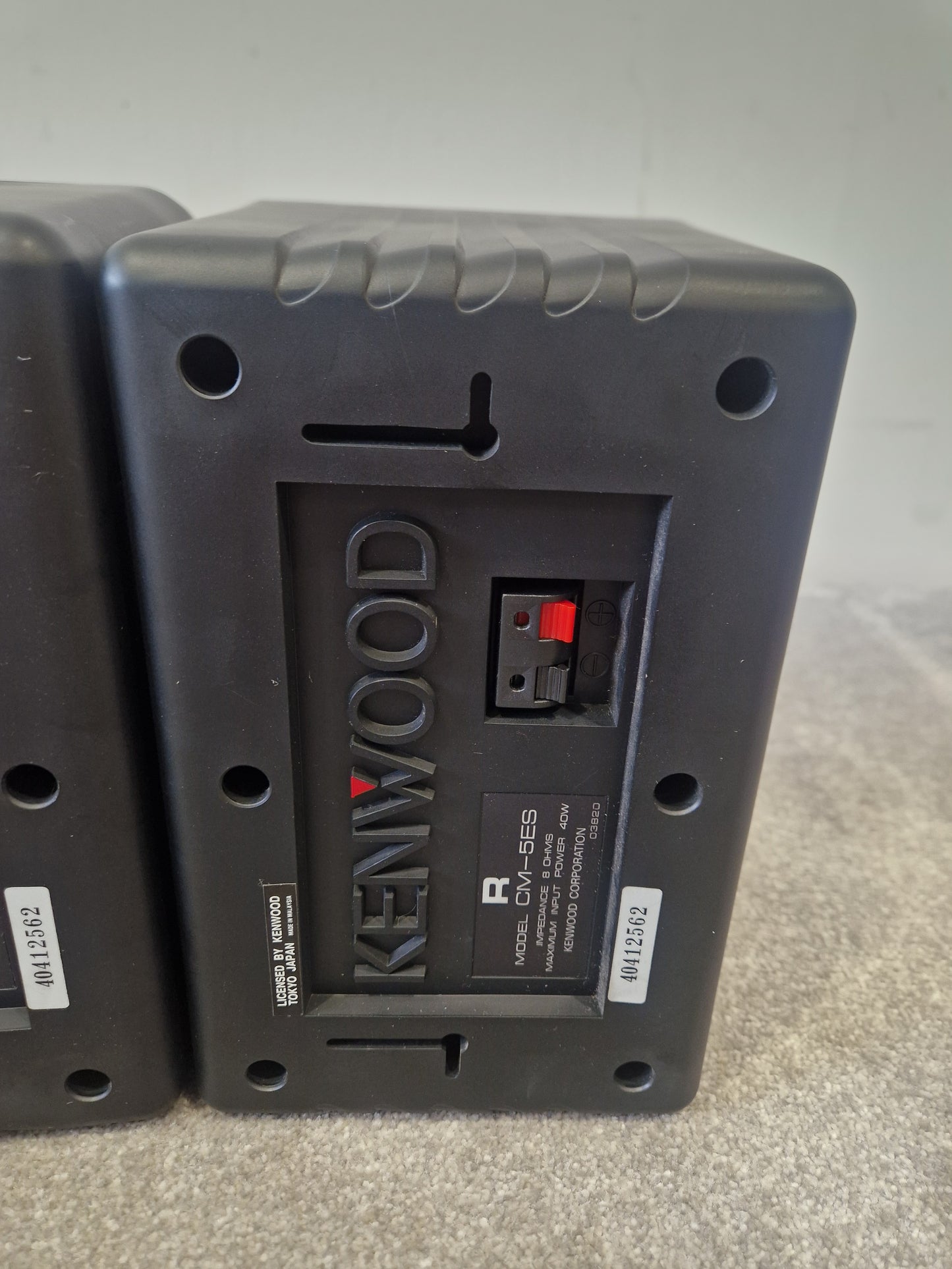Kenwood CM-5ES – Compact Bookshelf Speakers – Excellent w/ Original Box