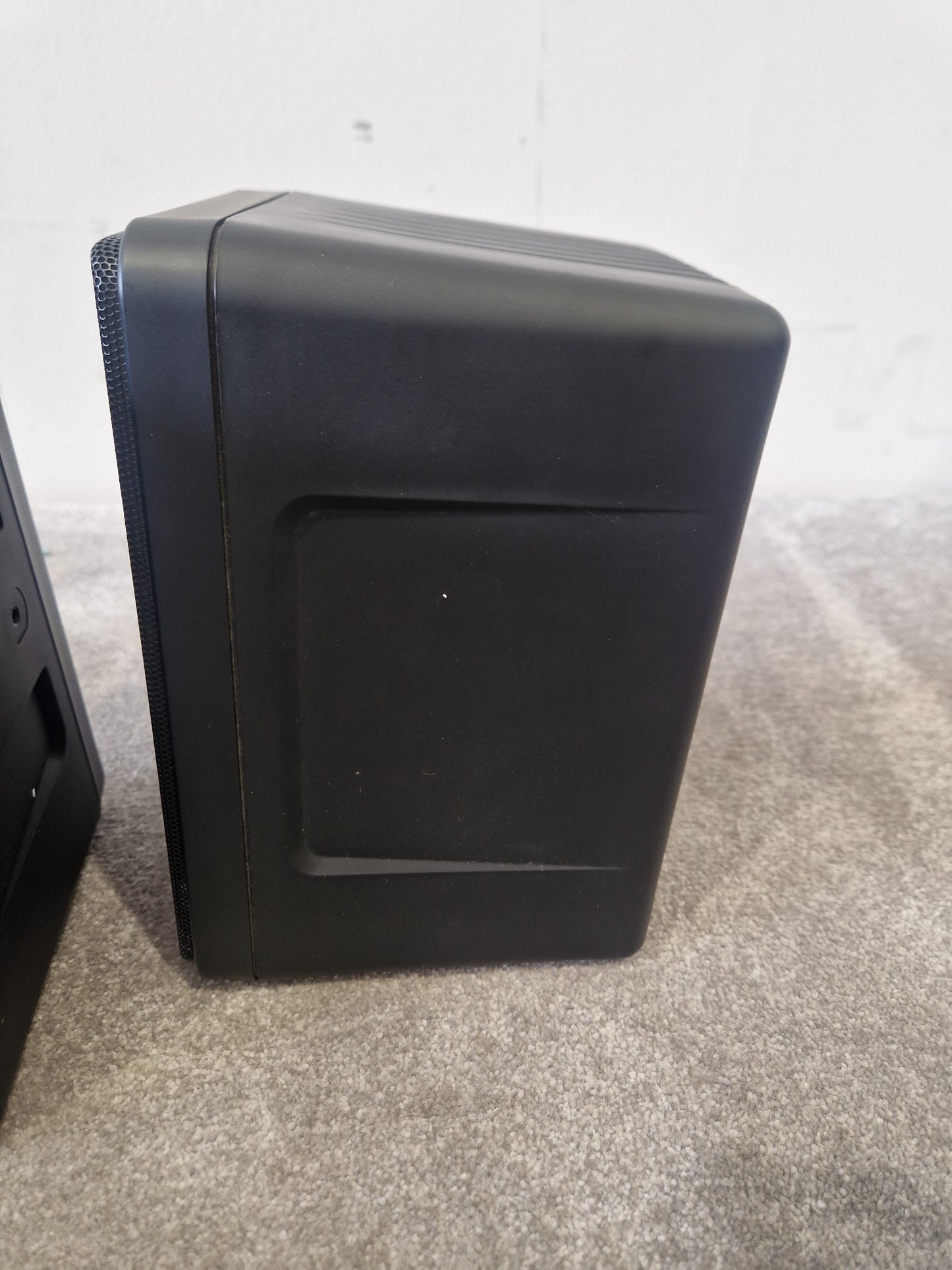 Kenwood CM-5ES – Compact Bookshelf Speakers – Excellent w/ Original Box