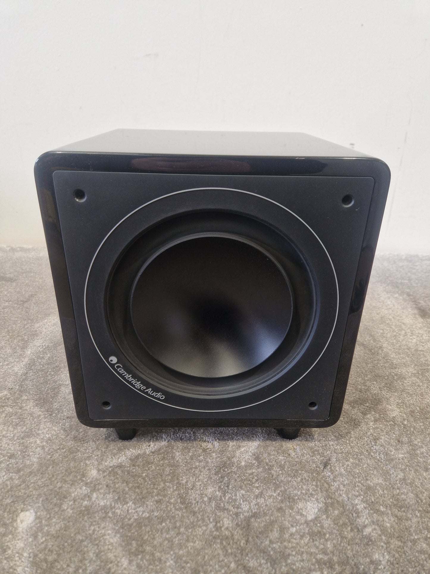 Cambridge Audio Minx X300 – Compact Powered Subwoofer – Very Good
