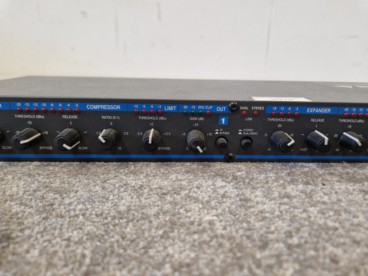 Symetrix 425 – Dual Compressor / Limiter / Expander – Fair - Spares or Repairs