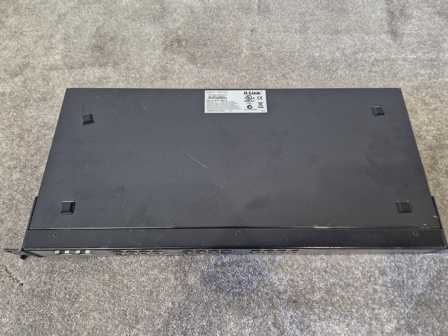 D-Link DGS-1224T – 24-Port Gigabit Smart Switch – Good