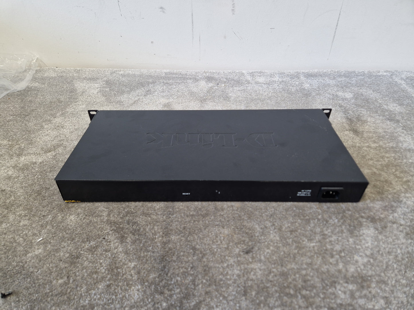 D-Link DGS-1224T – 24-Port Gigabit Smart Switch – Good
