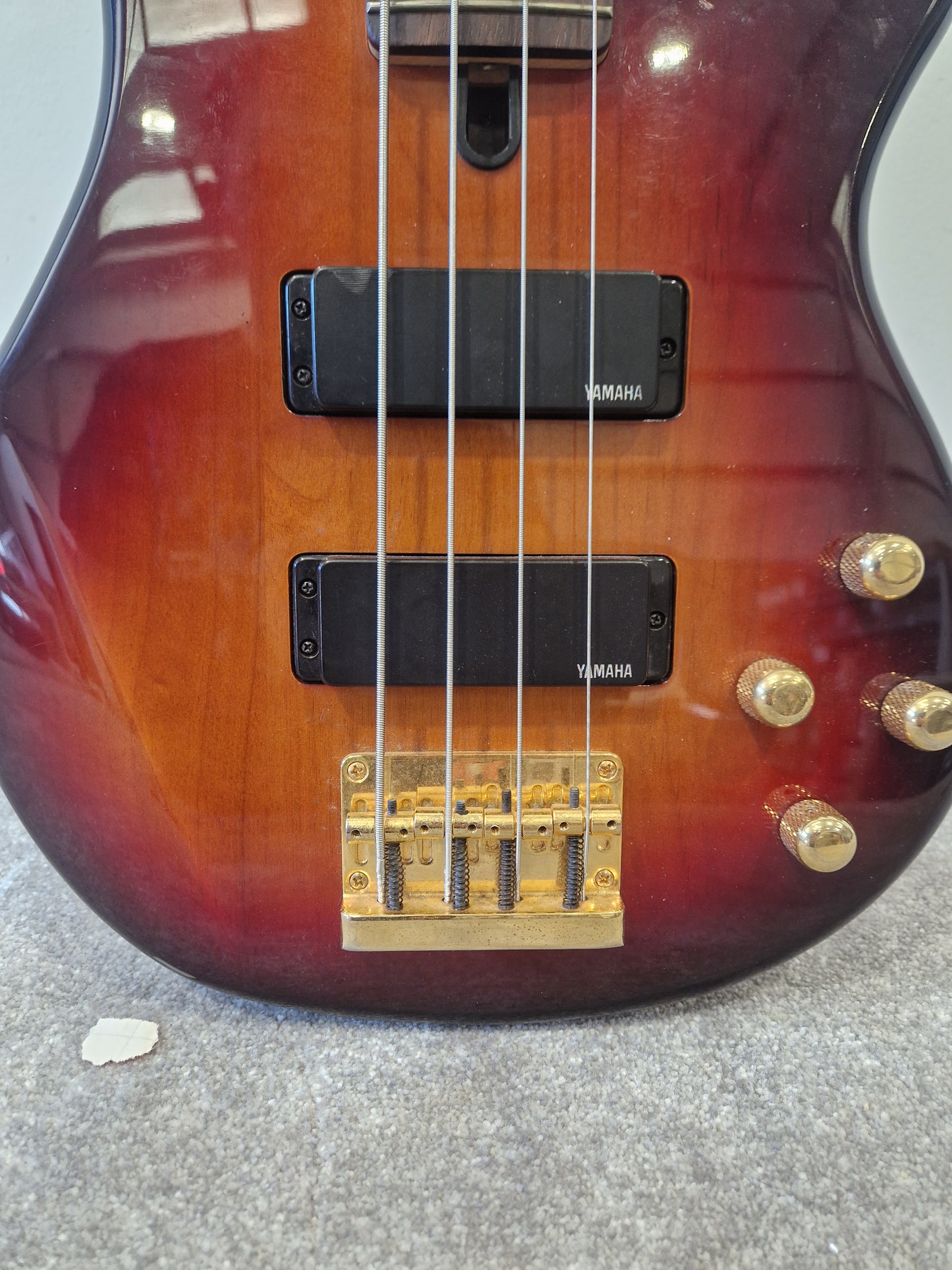 Yamaha BBG4S II – 4-String Active Bass Guitar – Very Good (Read Description)