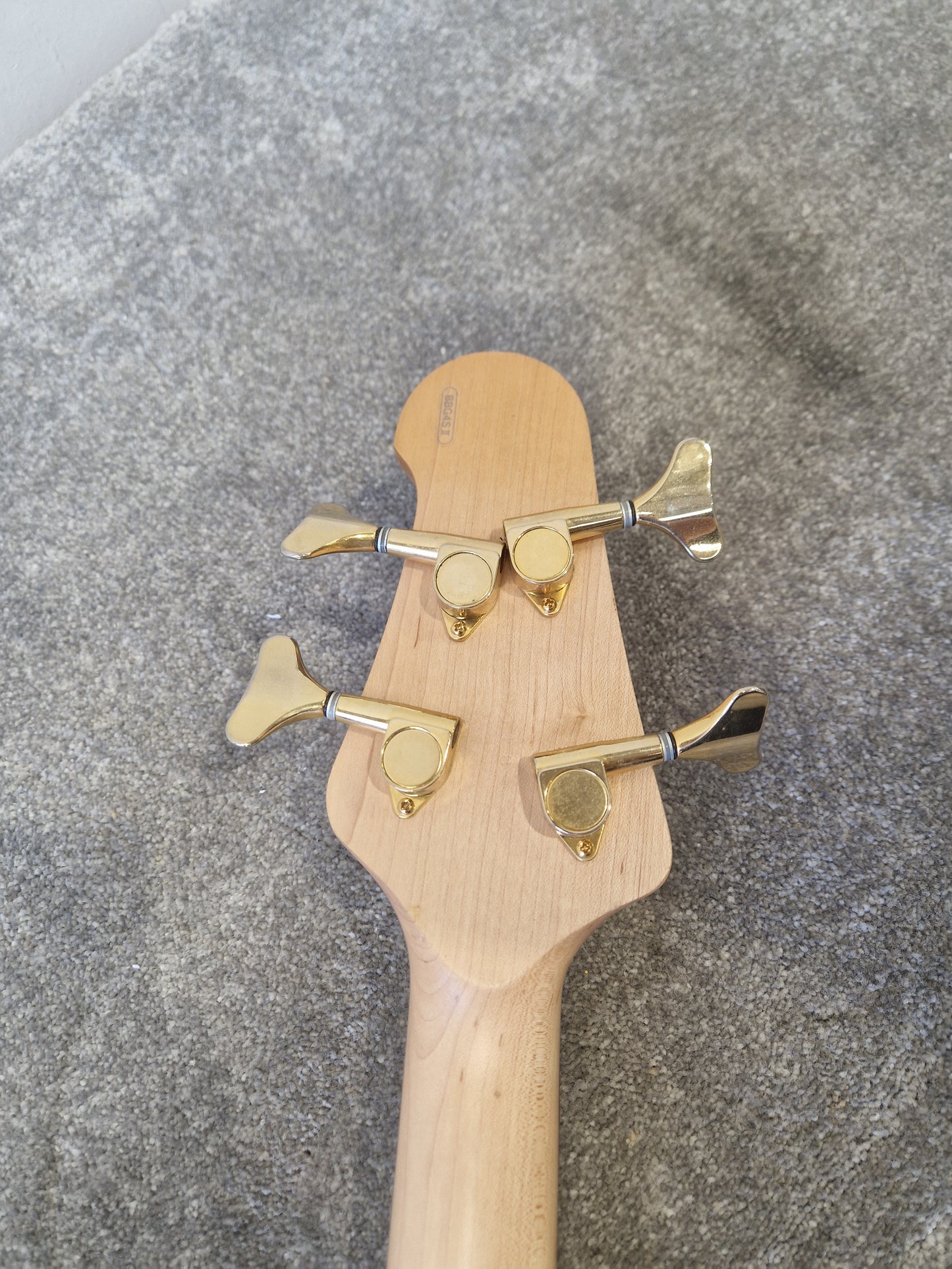 Yamaha BBG4S II – 4-String Active Bass Guitar – Very Good (Read Description)
