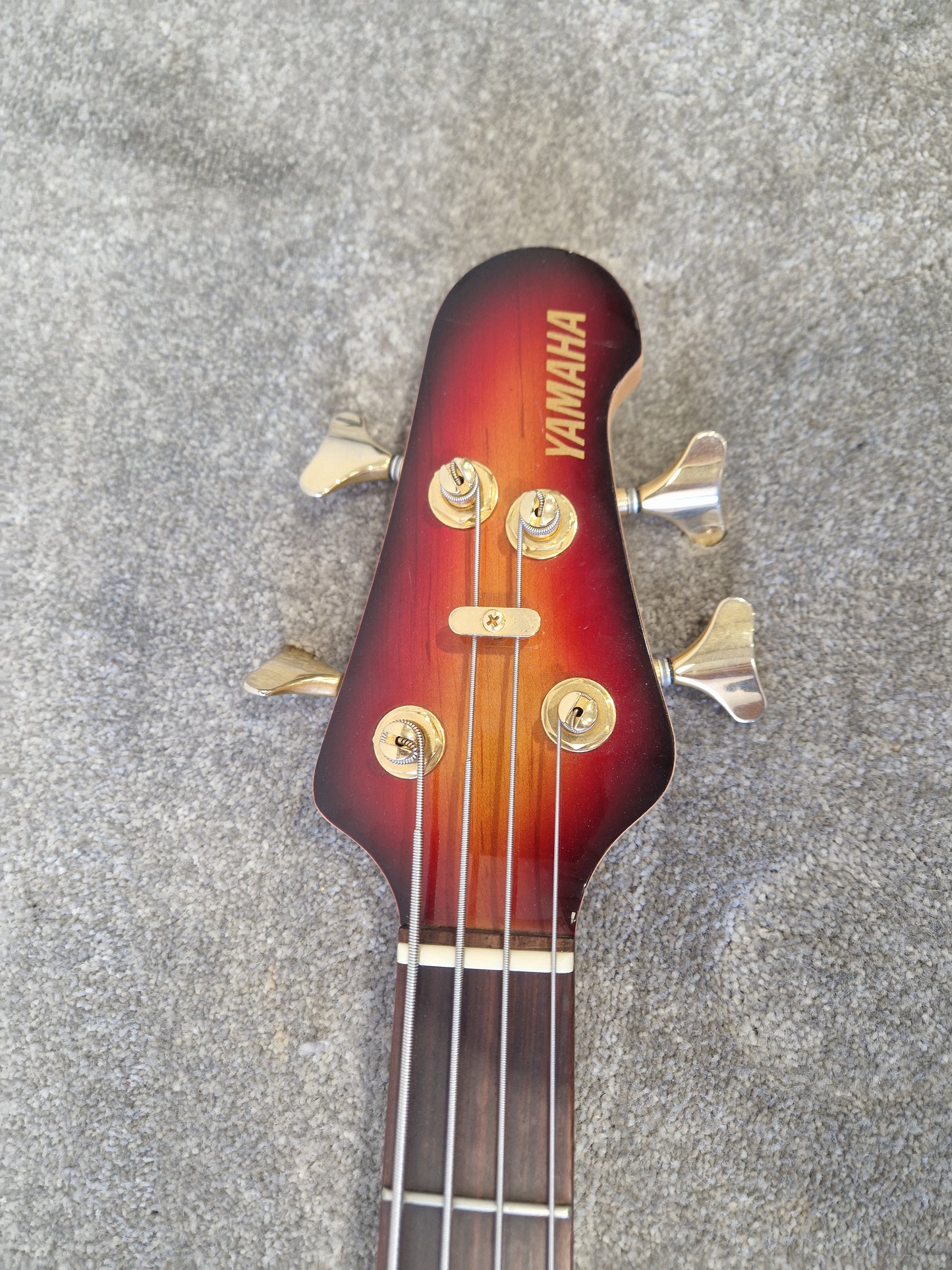 Yamaha BBG4S II – 4-String Active Bass Guitar – Very Good (Read Description)