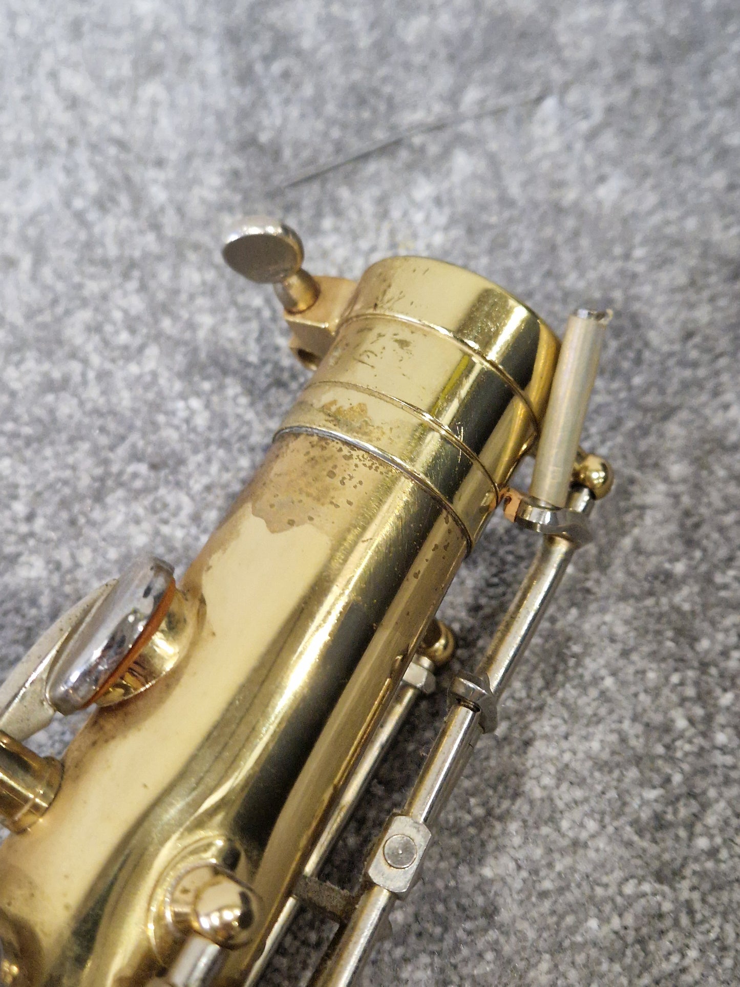 Earlham Saxophone - Durable Build and Rich Tone - Good w/ Hard Case
