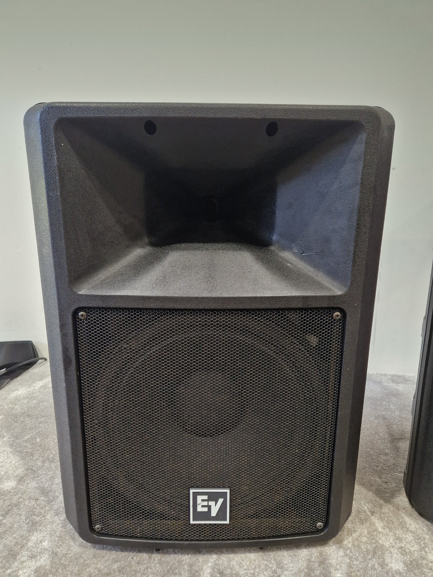 EV SX 300 Pair on Speakers - Professional Grade, High Output - Excellent