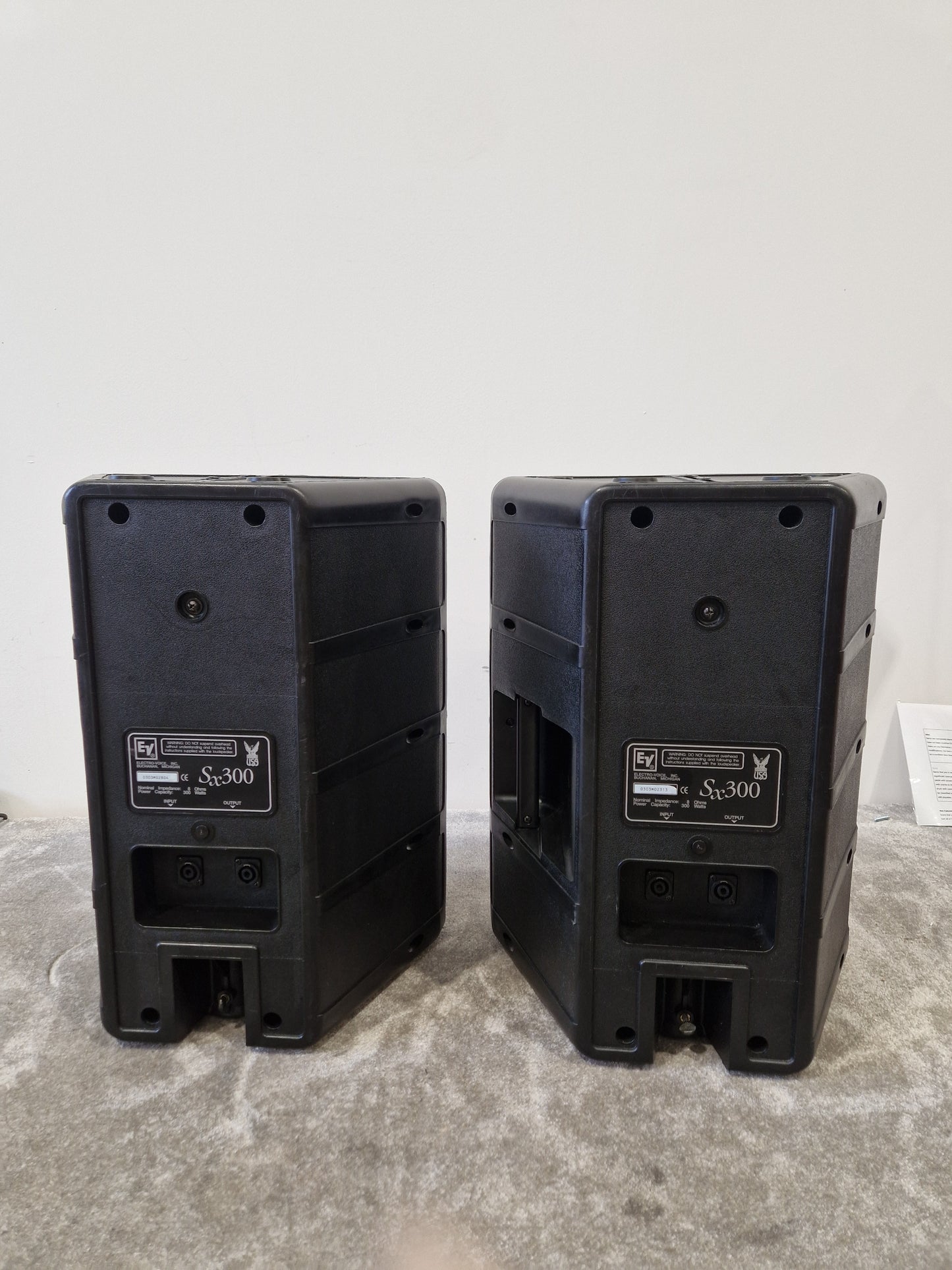 EV SX 300 Pair on Speakers - Professional Grade, High Output - Excellent