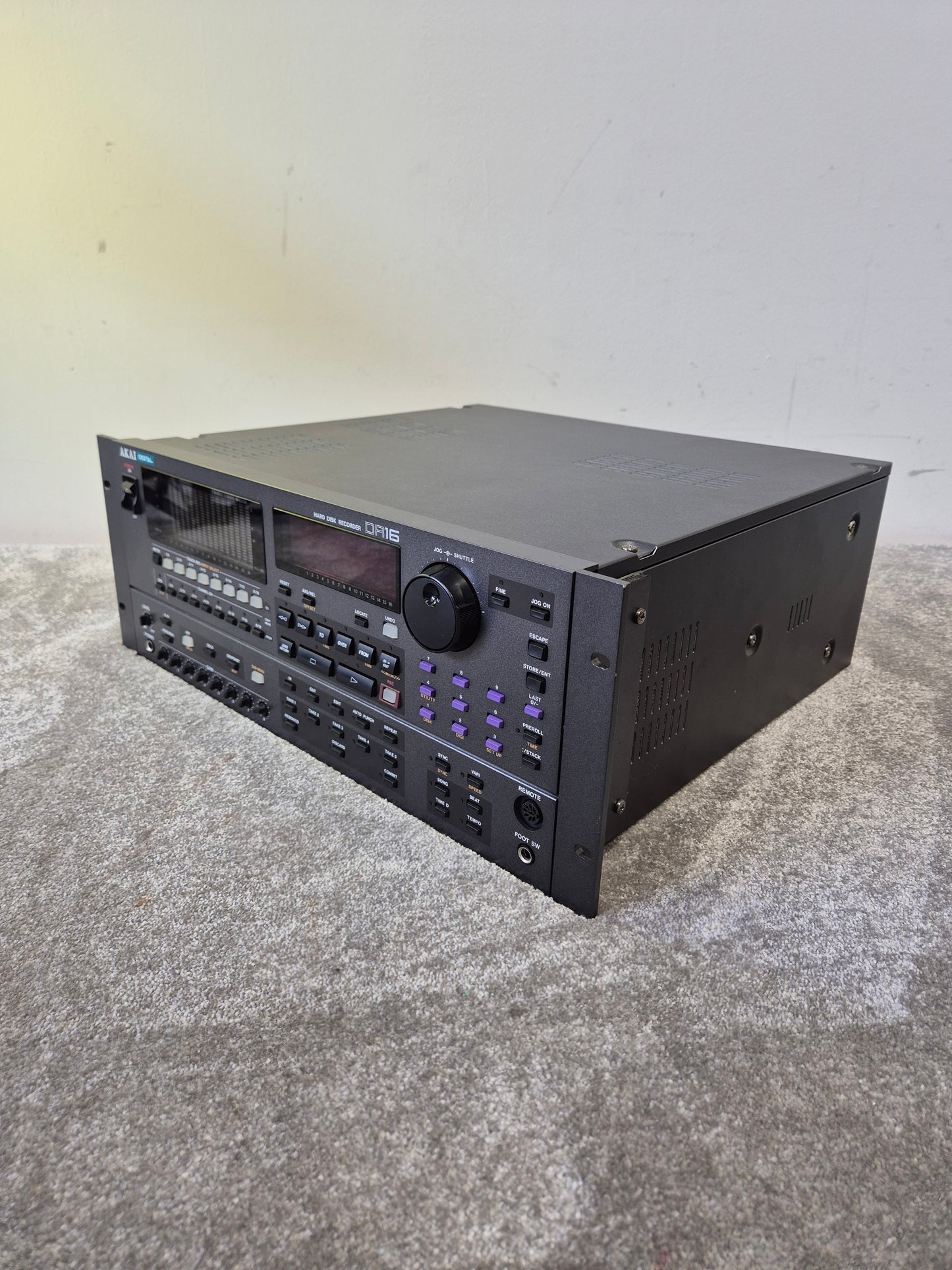 Akai DR16 - 16-Track Digital Recorder - Excellent w/ Original Box