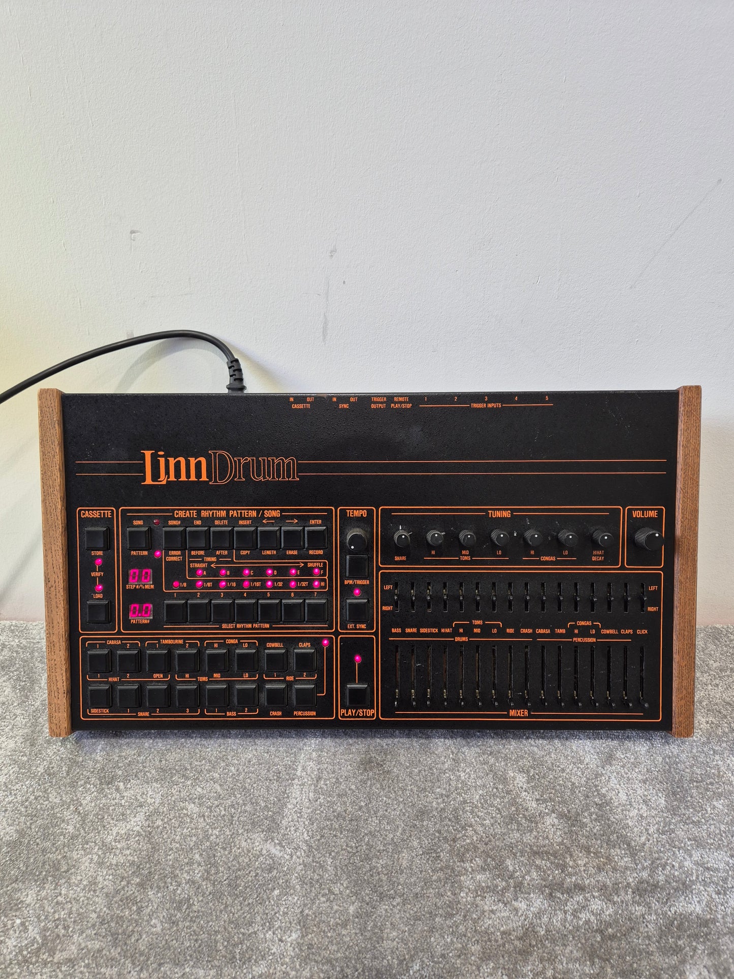 LM2 Linndrum Machine - Extremely Rare Drum Sounds Machine - Very Good