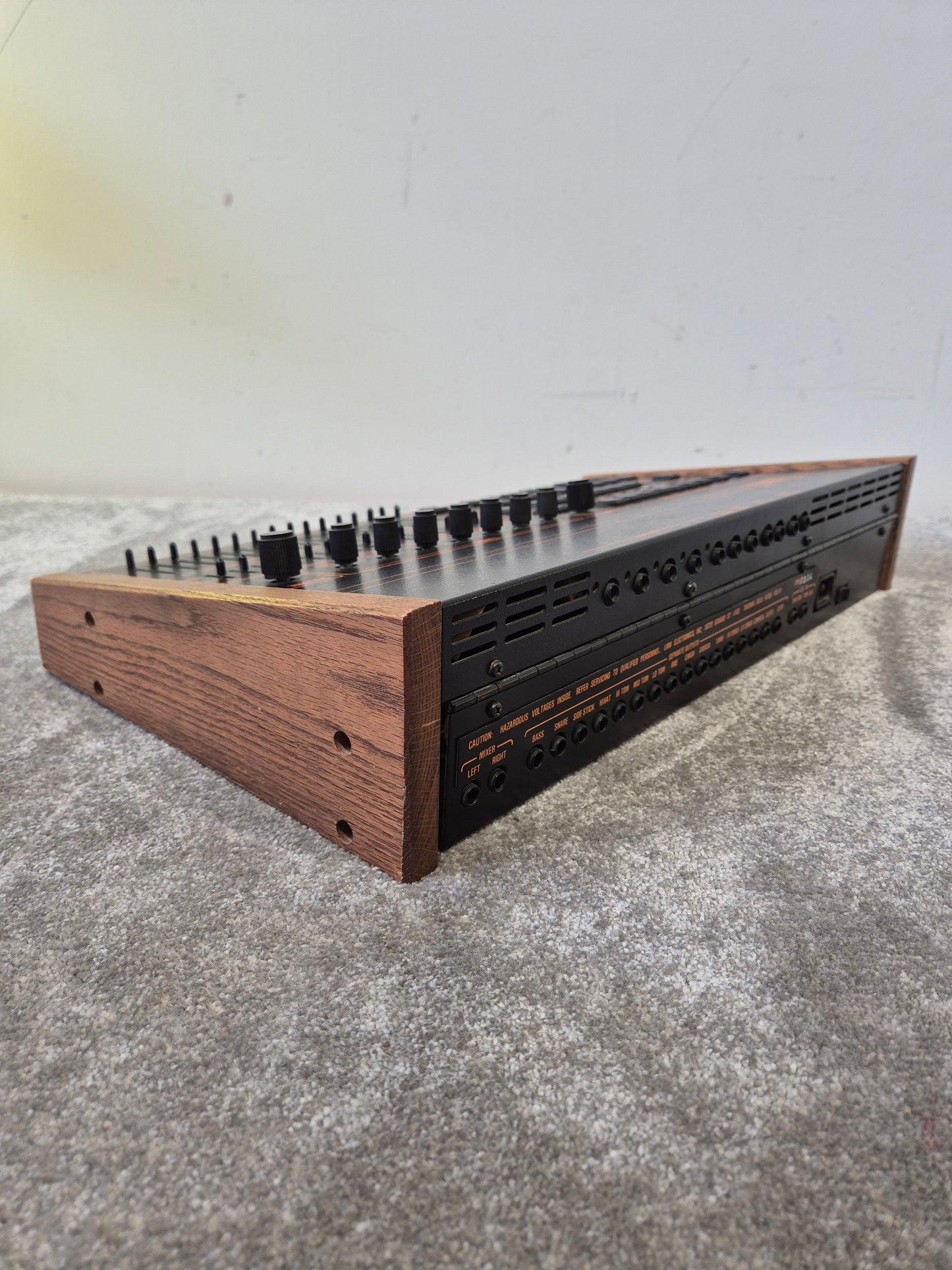 LM2 Linndrum Machine - Extremely Rare Drum Sounds Machine - Very Good
