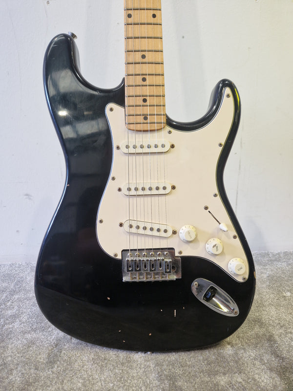 Rockwood by Hohner LX90L - Solid Body Electric Guitar, Ernie Ball Strings - Fair
