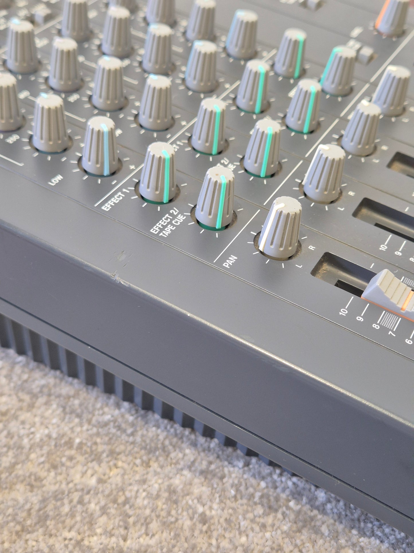 Tascam PortaStudio 424 MK2 - 4-Track Cassette Recorder - Very Good w/ Original Box