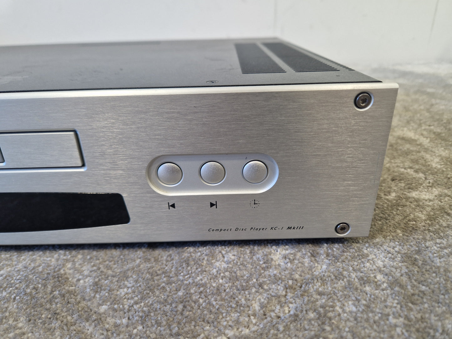 Roksan KC-1 MKIII cd player - High Fidelity Audio, Digital Coaxial Output - Good w/ Power supply