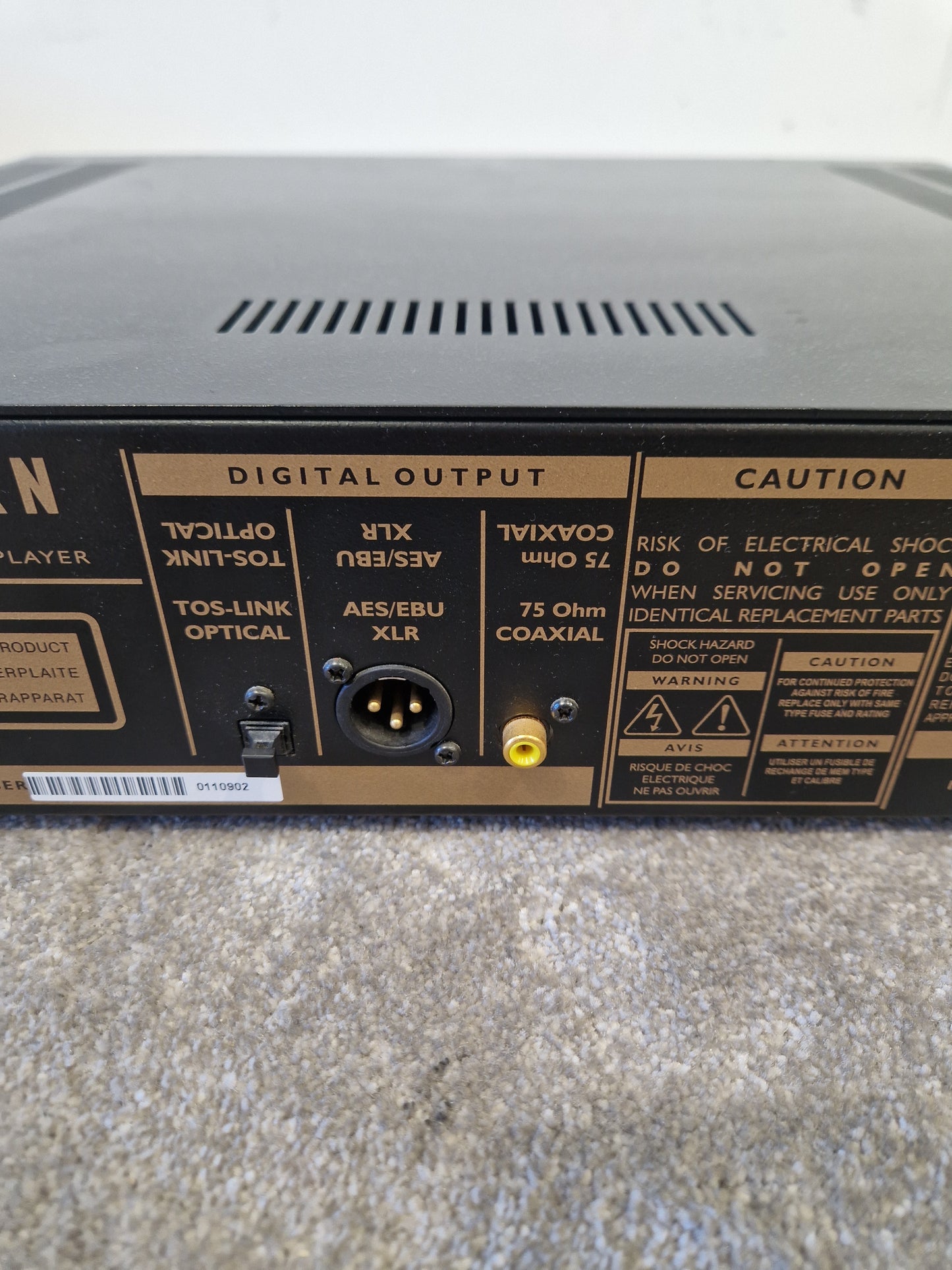 Roksan KC-1 MKIII cd player - High Fidelity Audio, Digital Coaxial Output - Good w/ Power supply