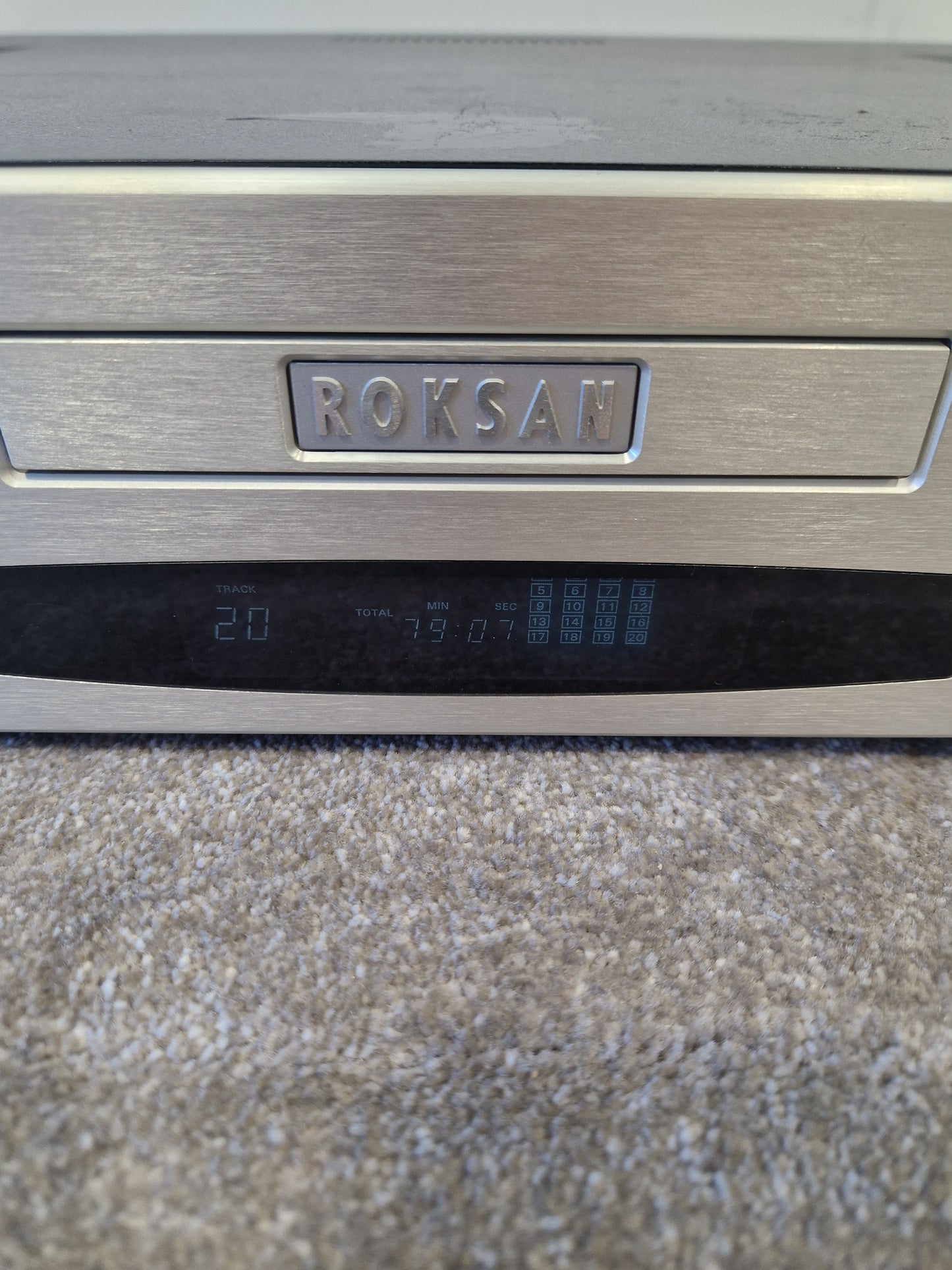 Roksan KC-1 MKIII cd player - High Fidelity Audio, Digital Coaxial Output - Good w/ Power supply