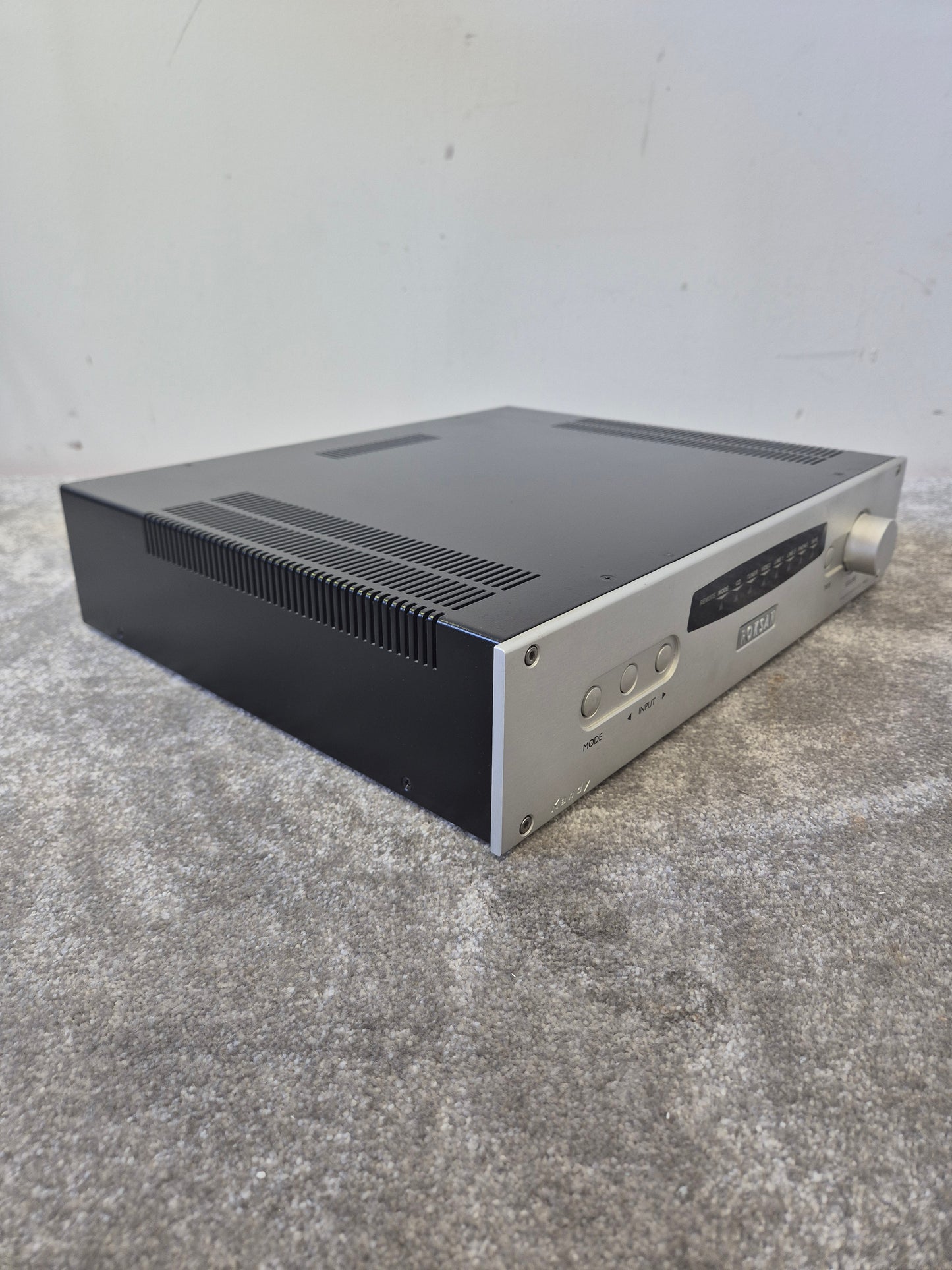 Roksan KA-1 MK3 - Integrated Amplifier - Excellent w/ Power Supply