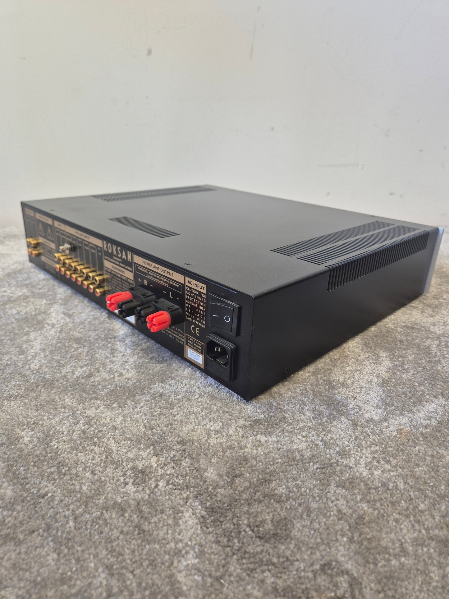 Roksan KA-1 MK3 - Integrated Amplifier - Excellent w/ Power Supply