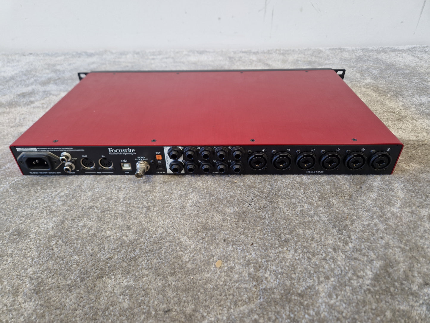 Focusrite Scarlett 18i20 Gen 2 - 18 Inputs, 20 Outputs - Excellent