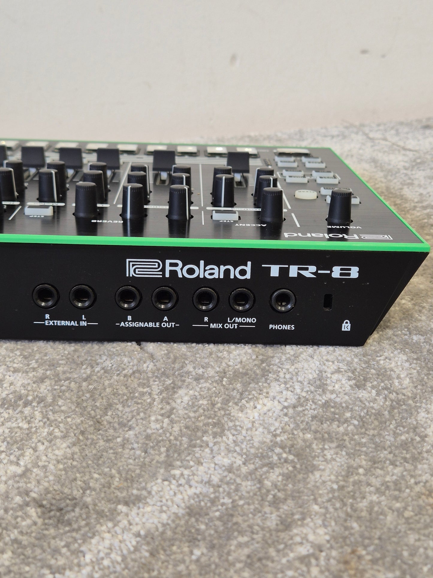 Roland TR-8 Drum Machine - Excellent w/ Original Box