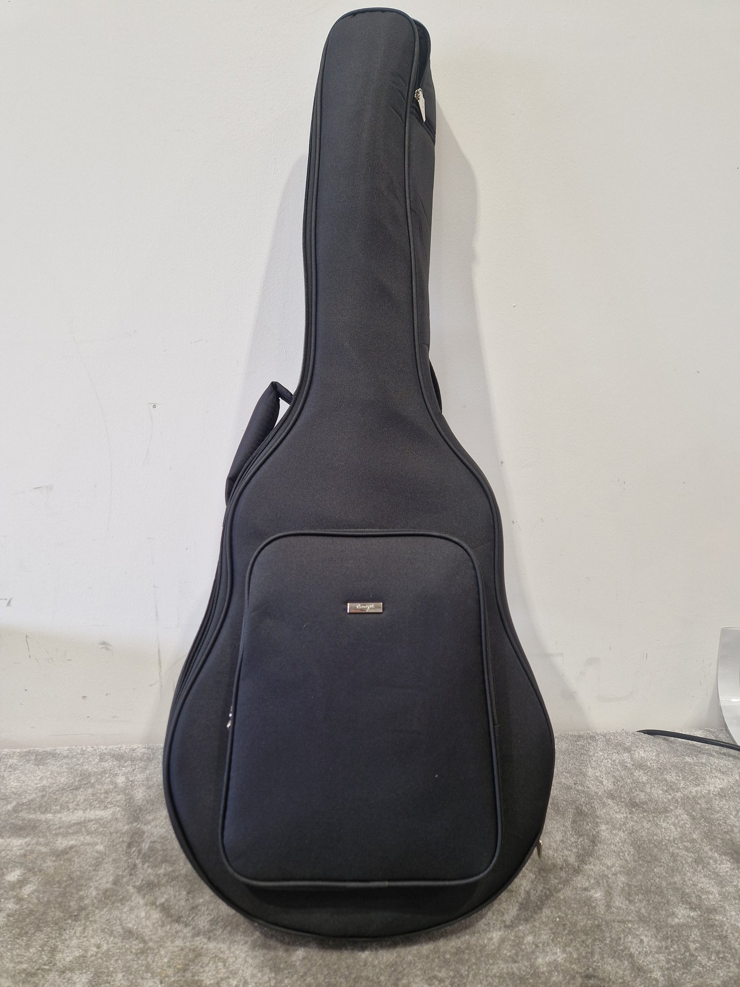 Enya EA-X1 Pro Sunburst - Carbon Fiber Construction, Acoustic-Electric - Excellent w/ Manuals & Soft Case