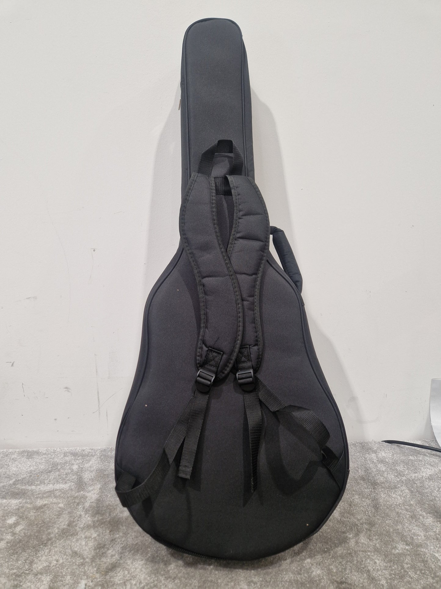 Enya EM-XO/BK - Carbon Fiber Construction, Acoustic-Electric - Excellent w/ Soft Case