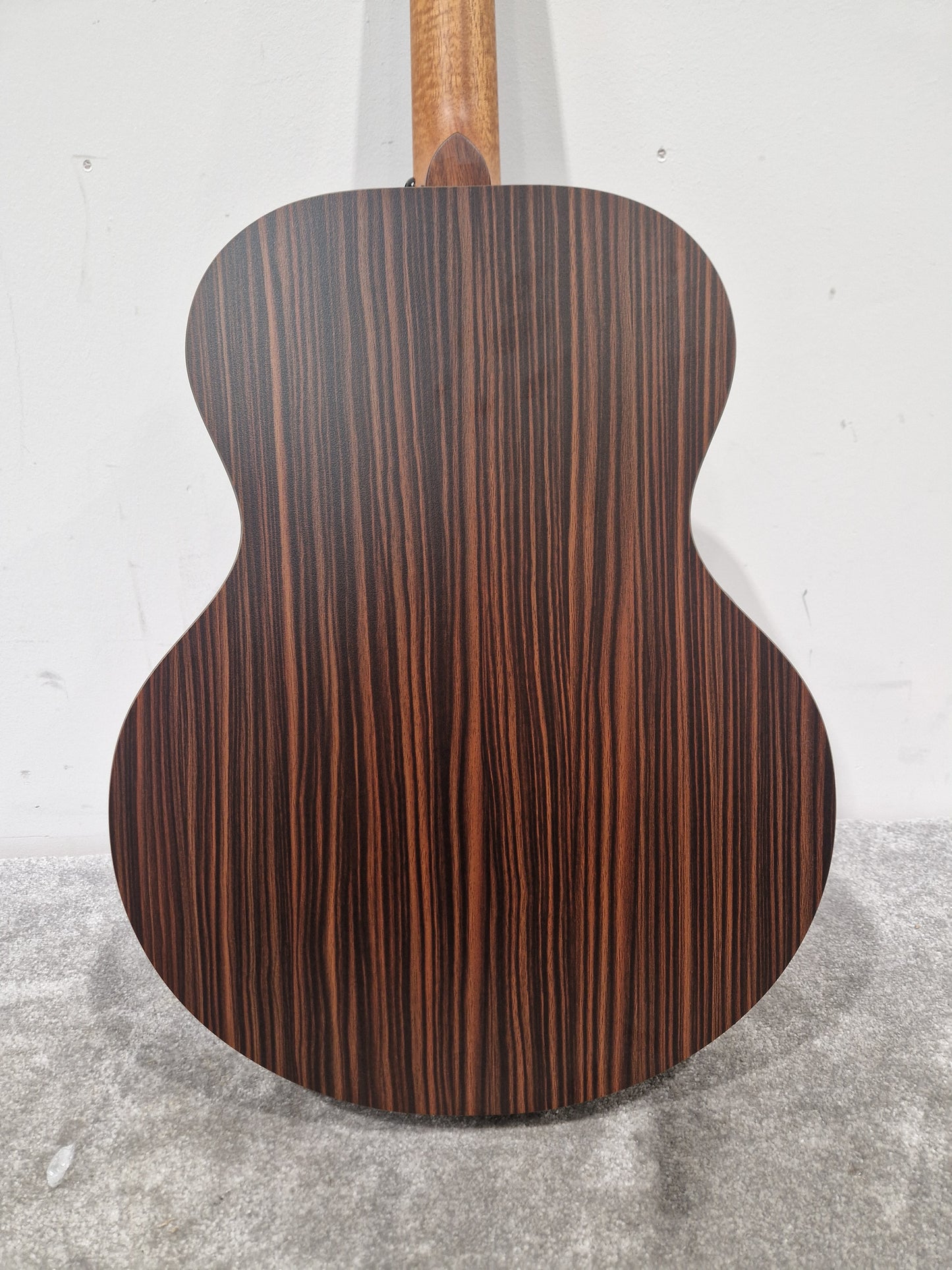 Enya EGA-X1 Pro Natural - Carbon Fiber Construction, 24.8" Scale Length - Excellent w/ Manuals & Soft Case