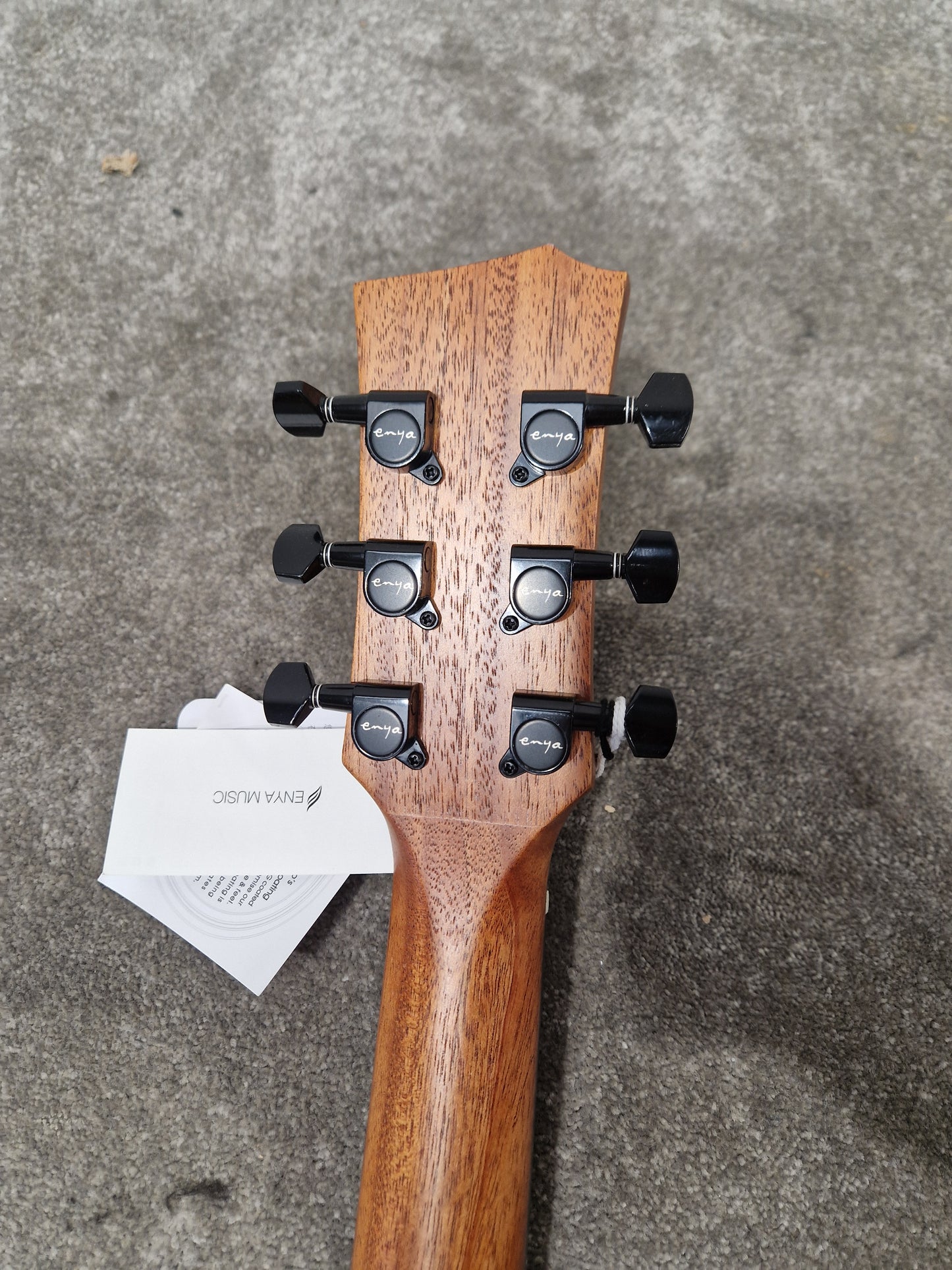 Enya EGA-X1 Pro Natural - Carbon Fiber Construction, Acoustic-Electric - Excellent w/ Manuals & Soft Case