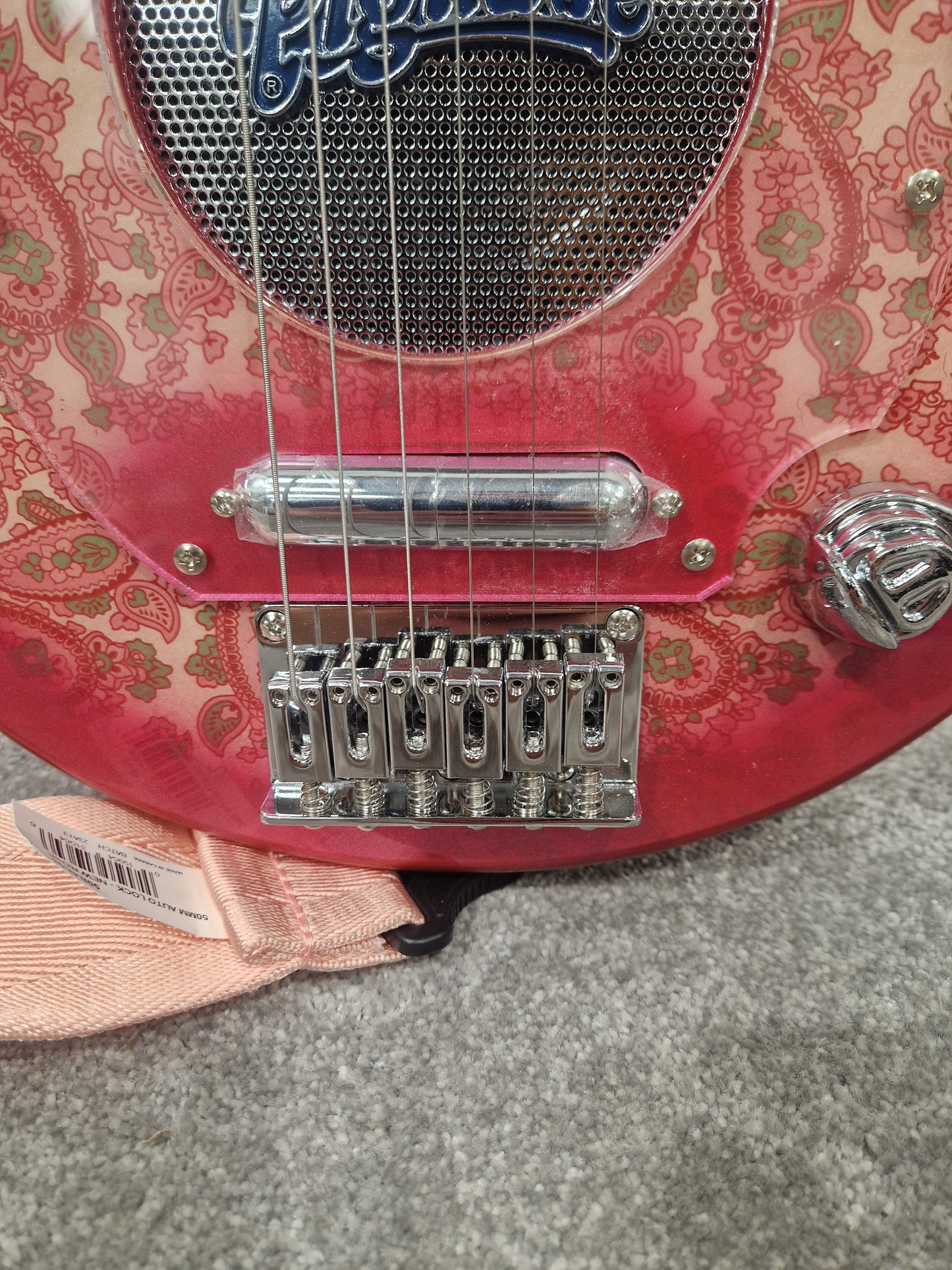 Pignose Electric Travel Guitar - Compact Design, Solid Tone - Excellent w/ Soft Case & Pink Guitar strap