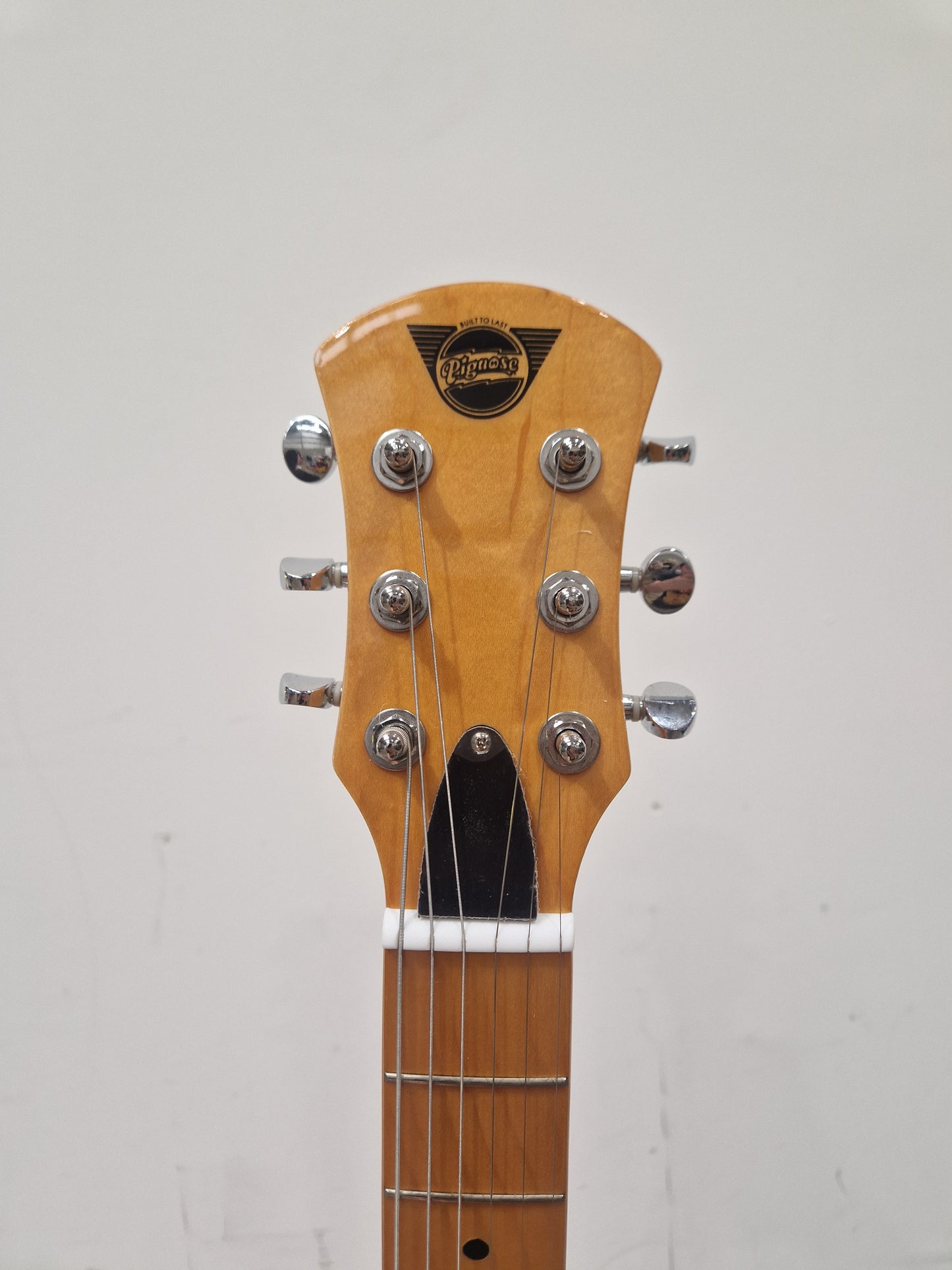Pignose Electric Travel Guitar - Compact Design, Solid Tone - Excellent w/ Soft Case & Pink Guitar strap