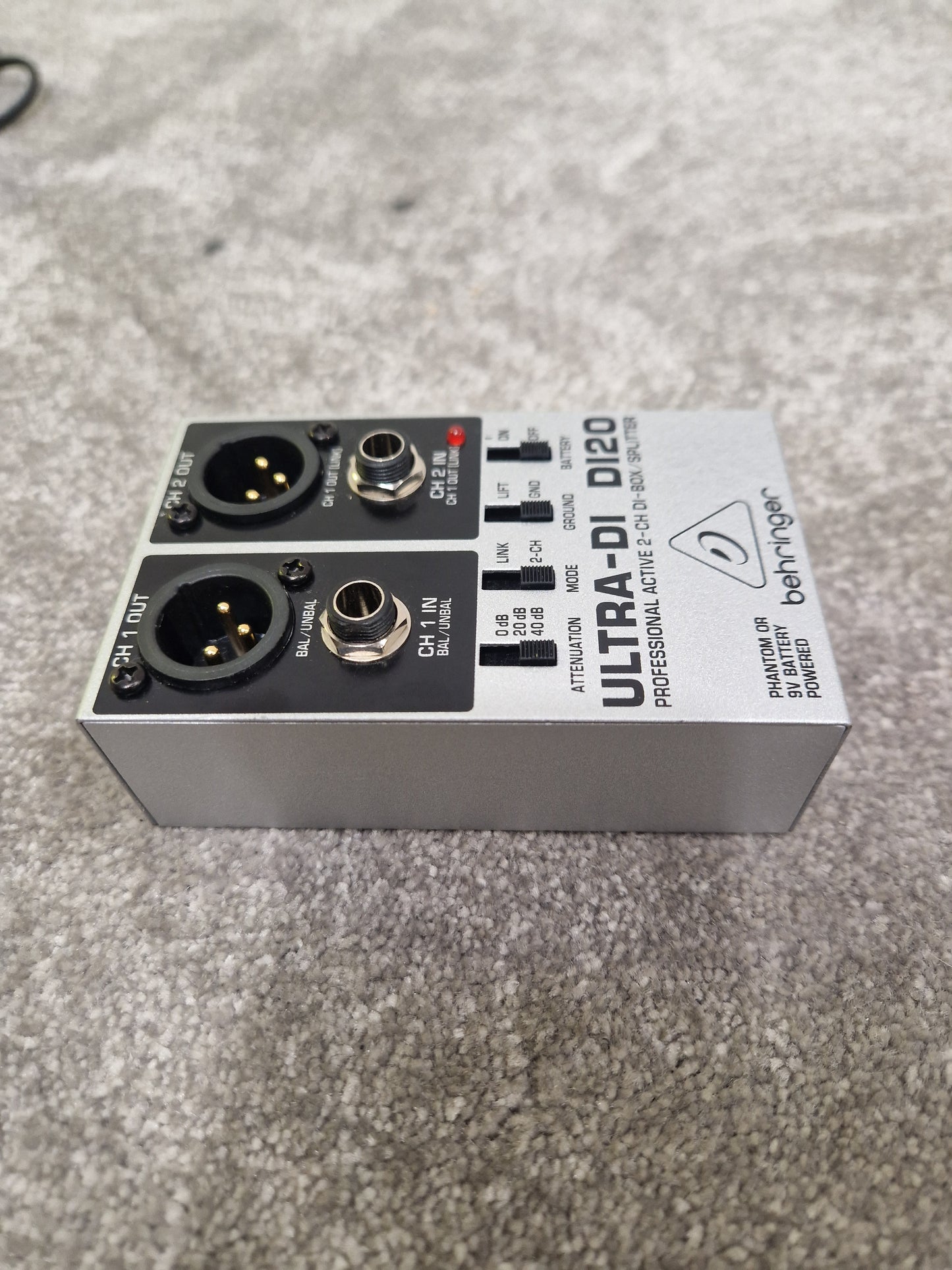 Behringer Ultra-DI D120 - Active DI Box, Phantom Power - Excellent