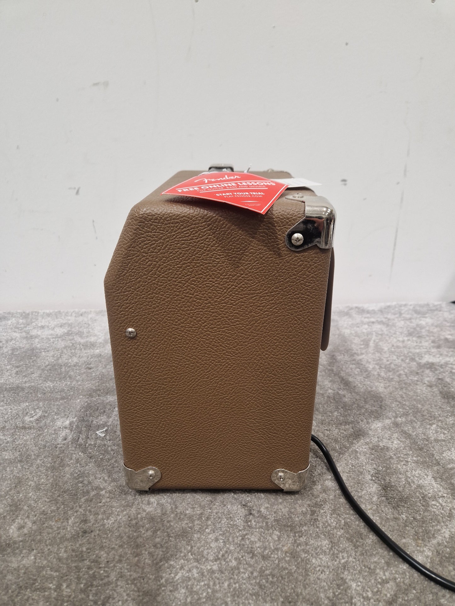 Fender Acoustasonic 15 - 15-Watt Amplifier, String Dynamics Modeling - Mint w/ Tags