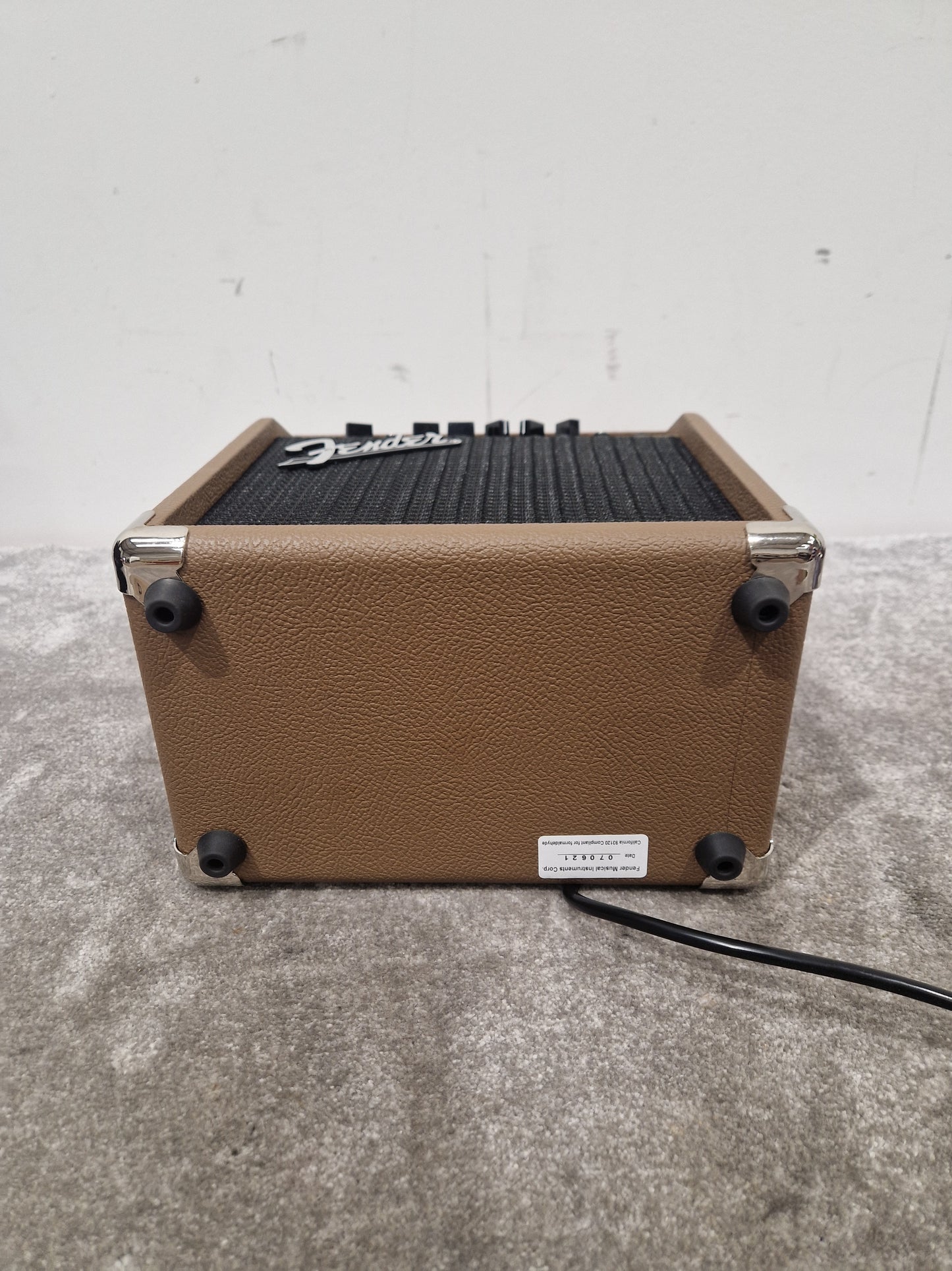 Fender Acoustasonic 15 - 15-Watt Amplifier, String Dynamics Modeling - Mint w/ Tags