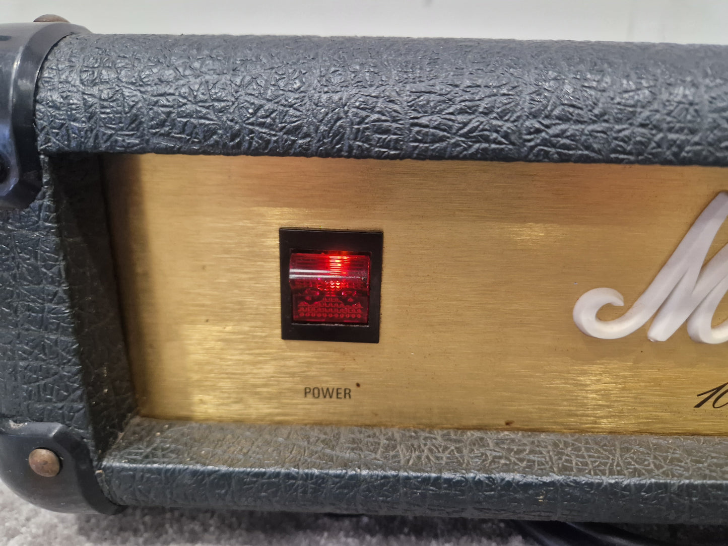 Marshall 100w Lead and Bass - 100 Watt Amplifier, Versatile Sound - Very Good