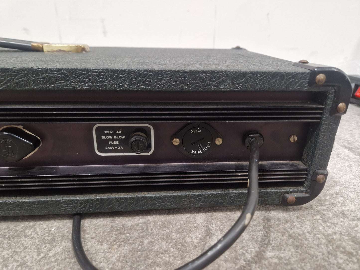 Marshall 100w Lead and Bass - 100 Watt Amplifier, Versatile Sound - Very Good