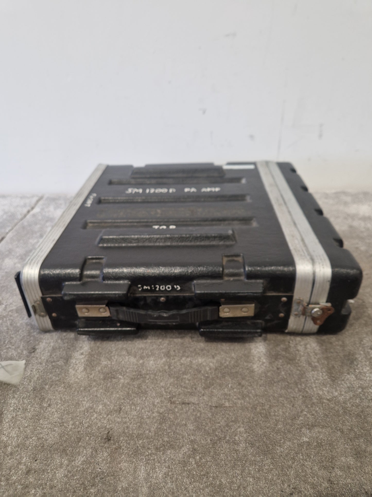 Studiomaster SM 1200D PA Amp - 2400W Power, Class D - Spares or Repair w/ Hard Case