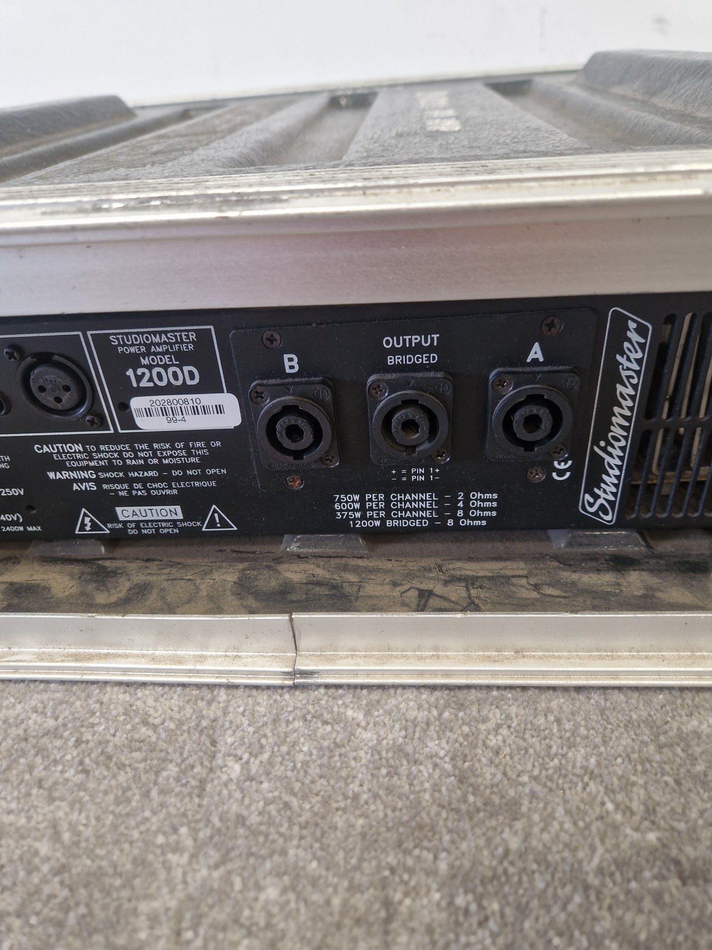 Studiomaster SM 1200D PA Amp - 2400W Power, Class D - Spares or Repair w/ Hard Case