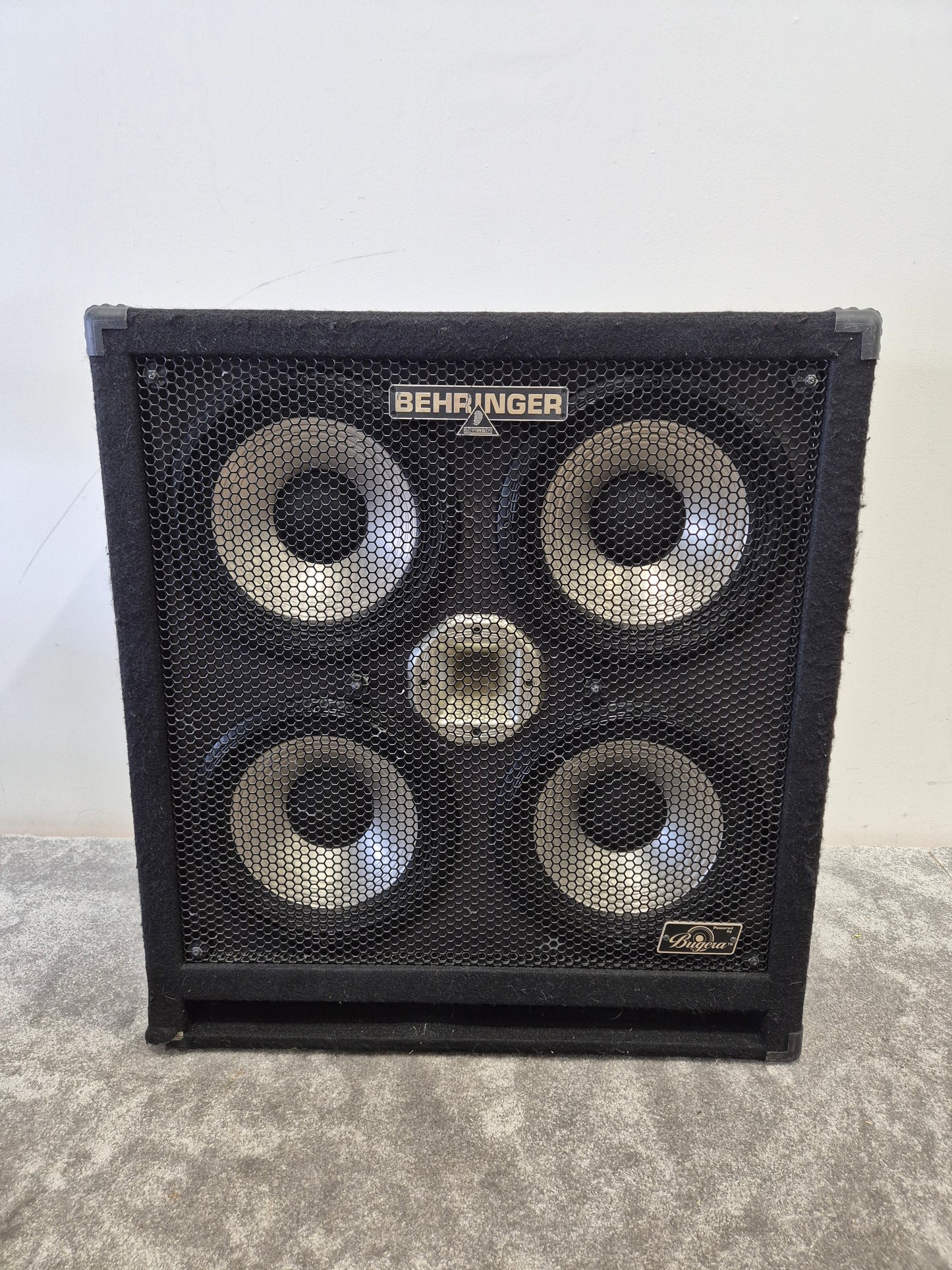Behringer Ultrabass BA410 1000W Speaker Cabinet - High-Power, 4x10" Speakers - Excellentt